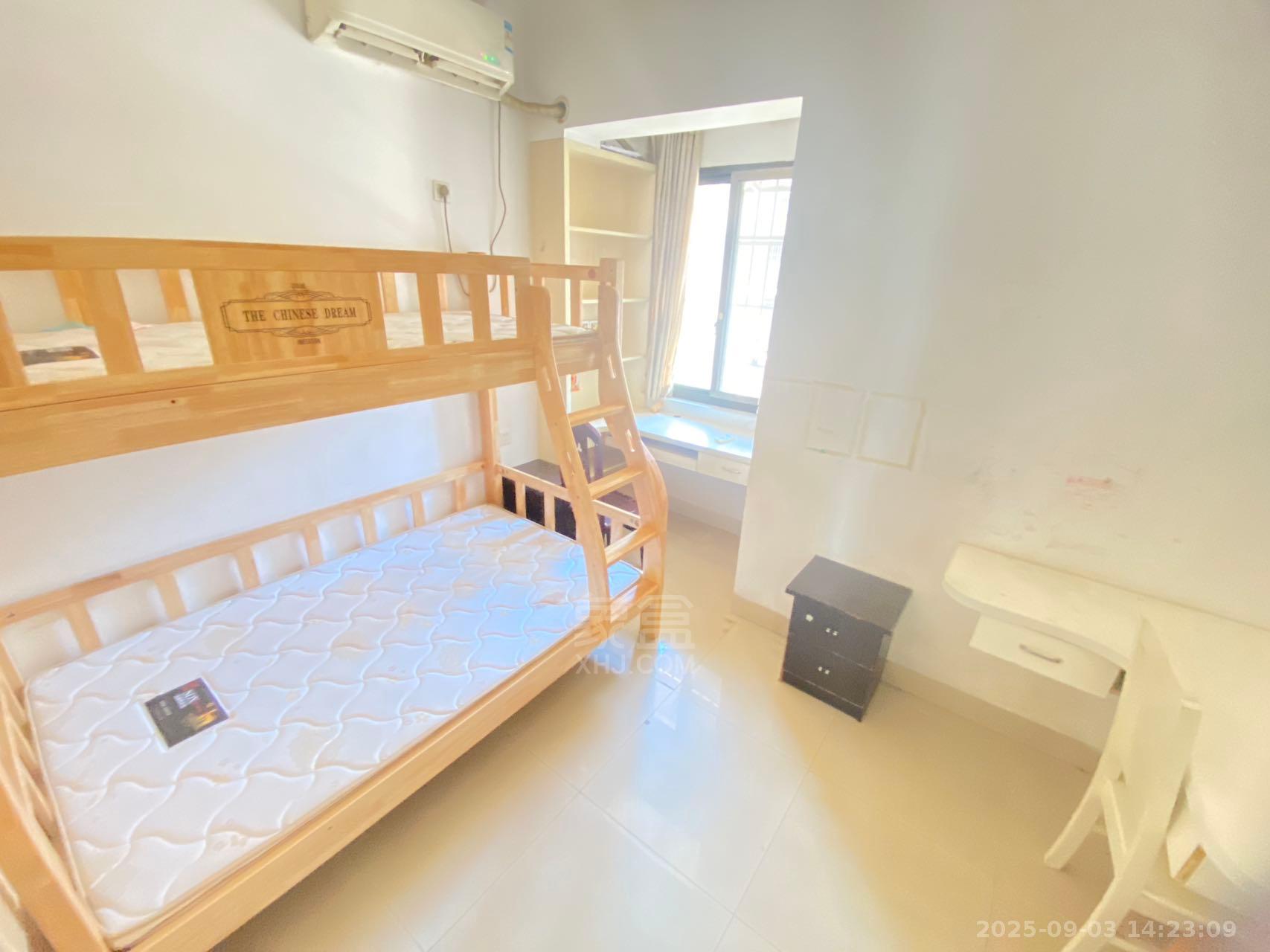 井龙安置小区 2室2厅1卫 1300.0元/月 井龙安置小区 2室2厅1卫 1300.0元/月室内图