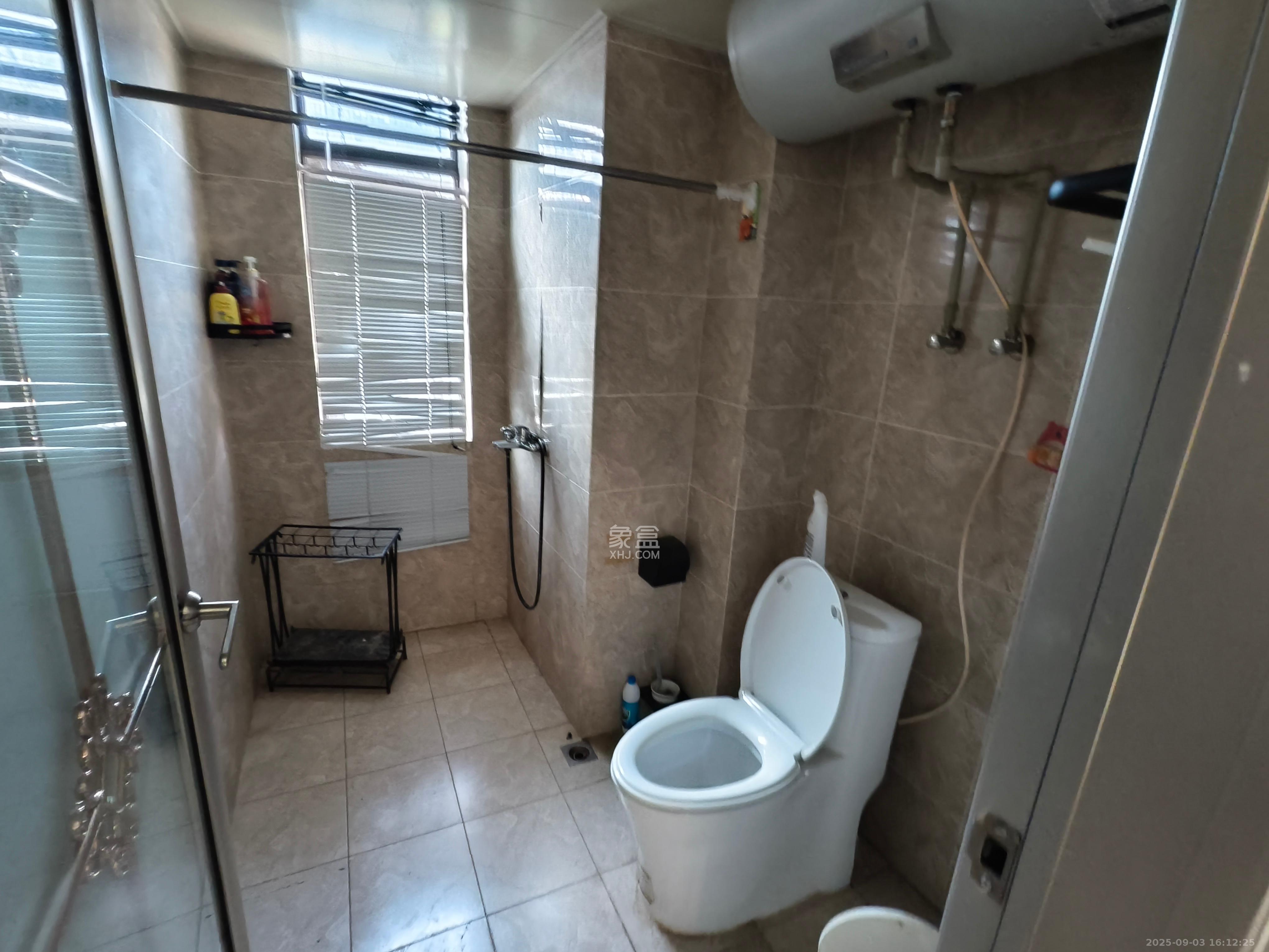 湘域城邦(湘域国际中心) 2室1厅1卫 3200.0元/月 湘域城邦(湘域国际中心) 2室1厅1卫 3200.0元/月室内图