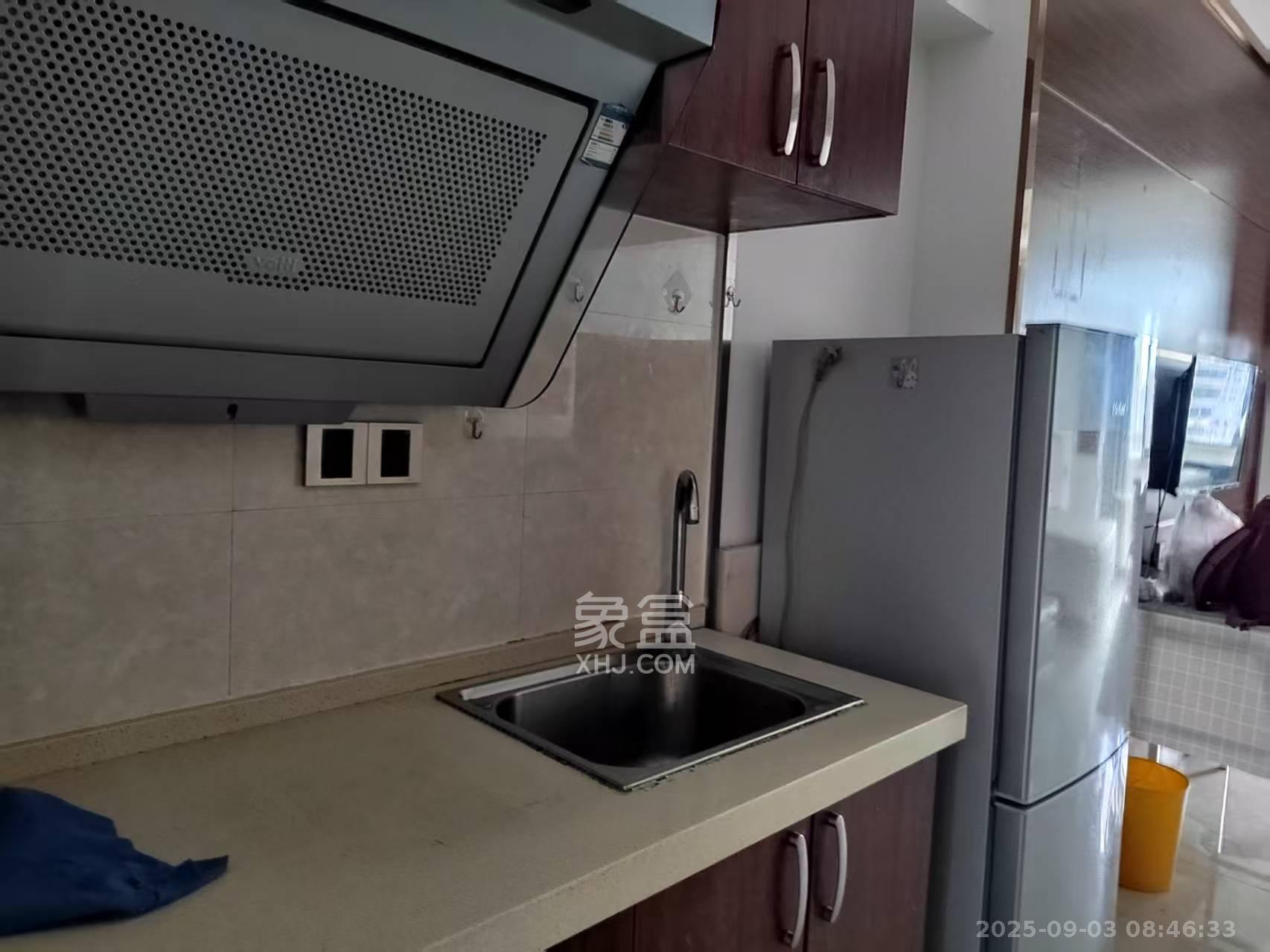 众东国际 1室1厅1卫 1600.0元/月 众东国际 1室1厅1卫 1600.0元/月室内图