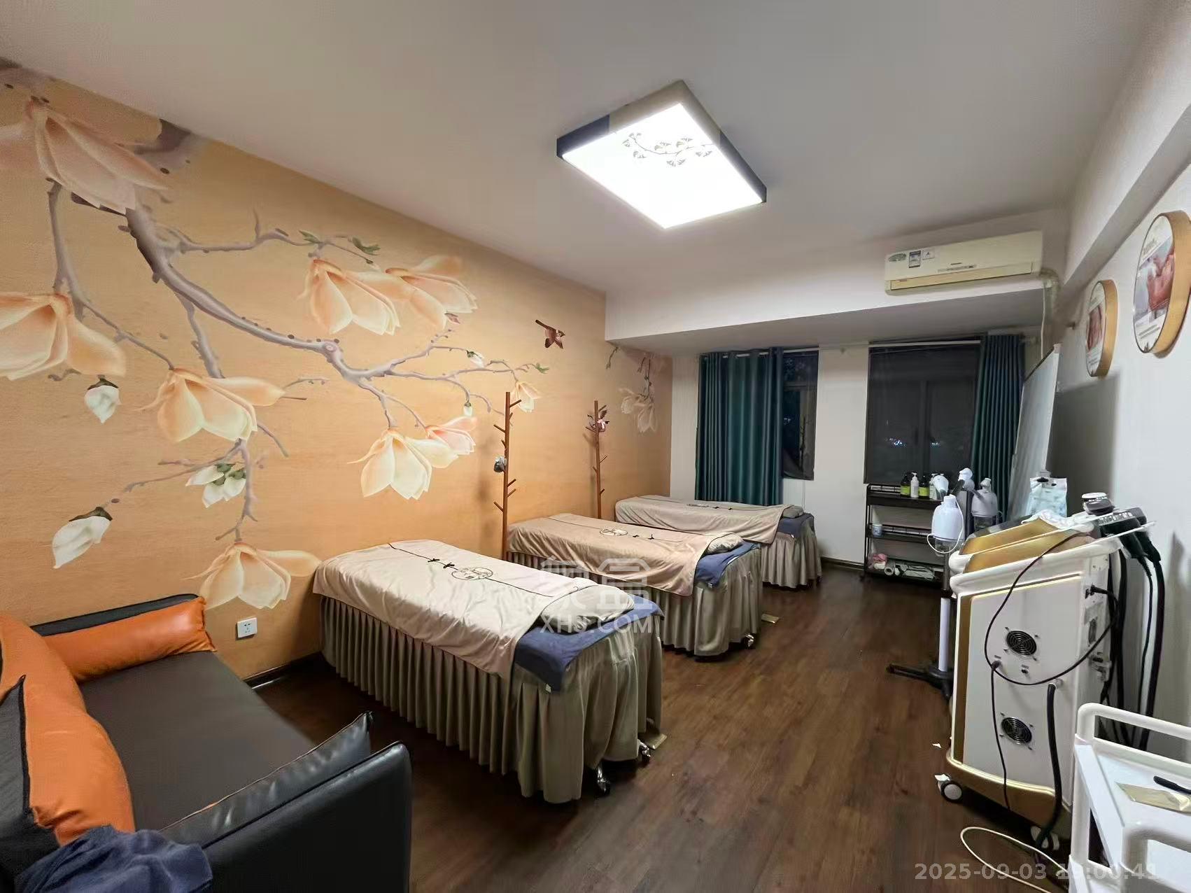 中交中央公园D2区  4室2厅2卫    3000.0元/月 中交中央公园D2区  4室2厅2卫    3000.0元/月室内图