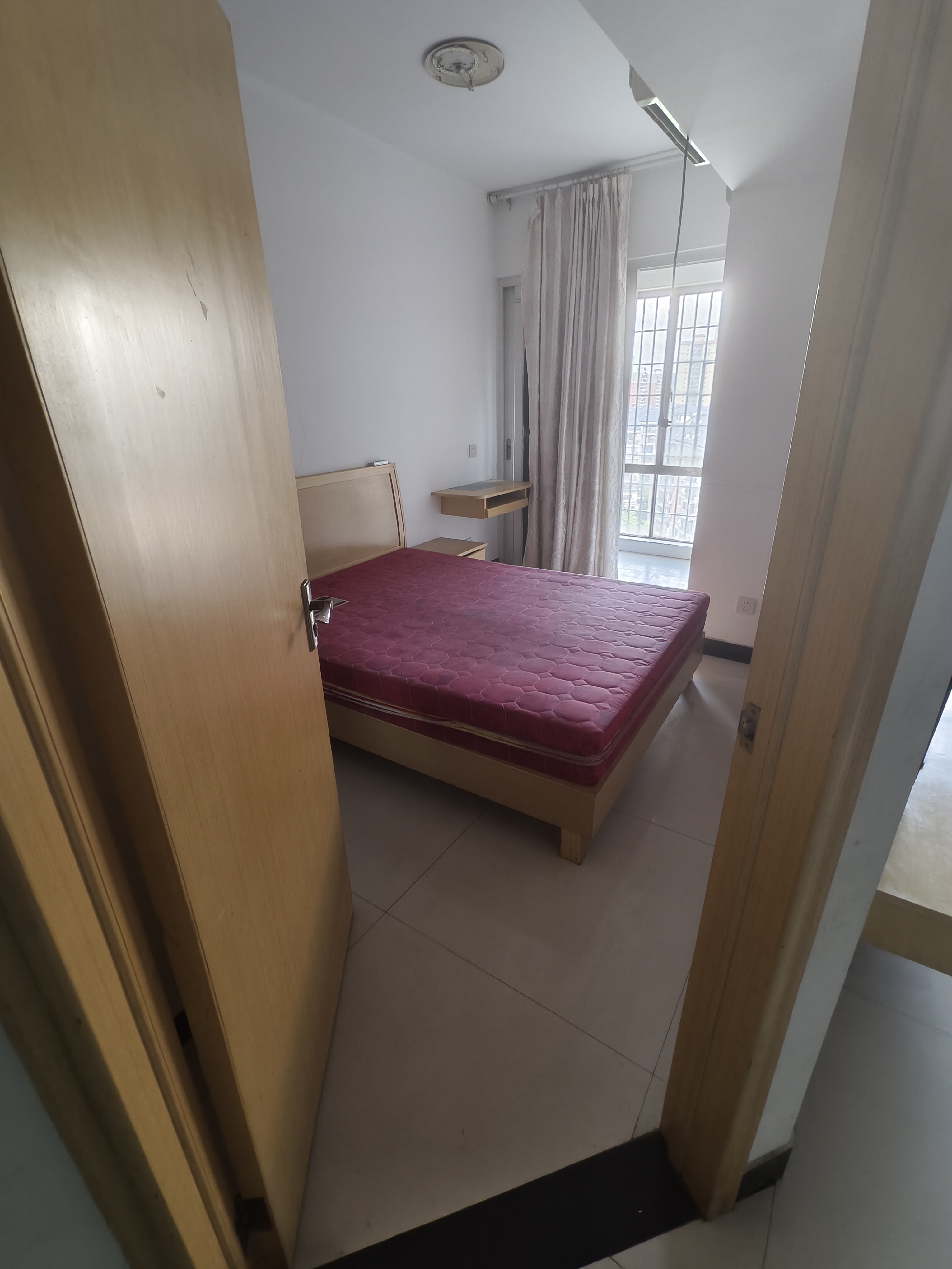 东方豪苑 1室1厅1卫 900.0元/月 东方豪苑 1室1厅1卫 900.0元/月室内图