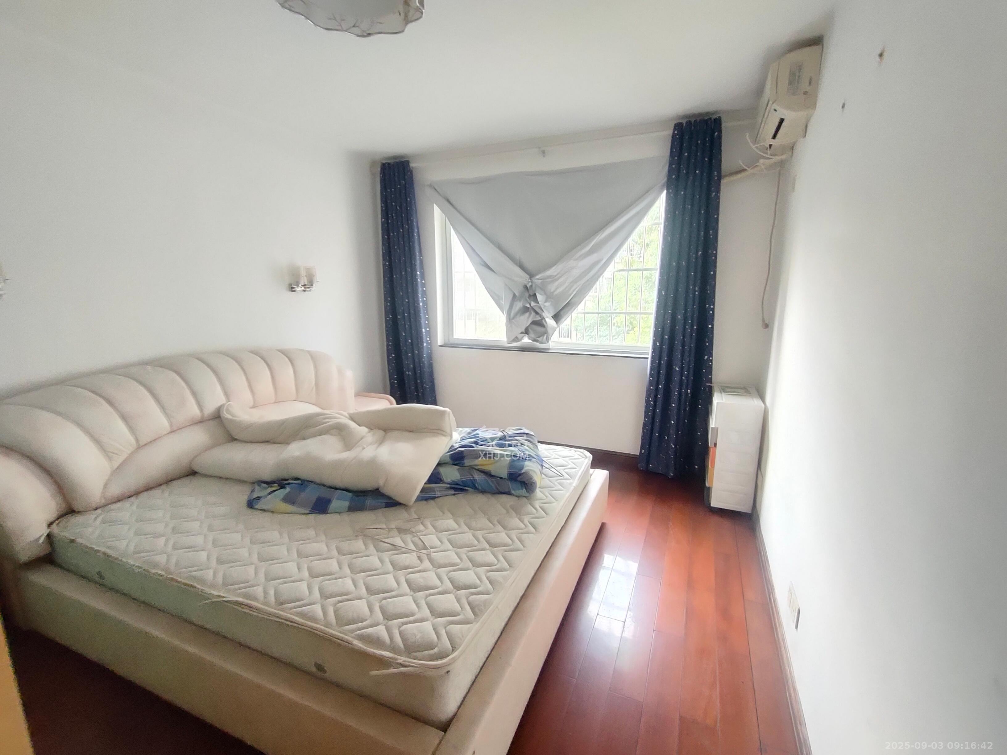 德馨园  3室2厅2卫    1600.0元/月 德馨园  3室2厅2卫    1600.0元/月室内图