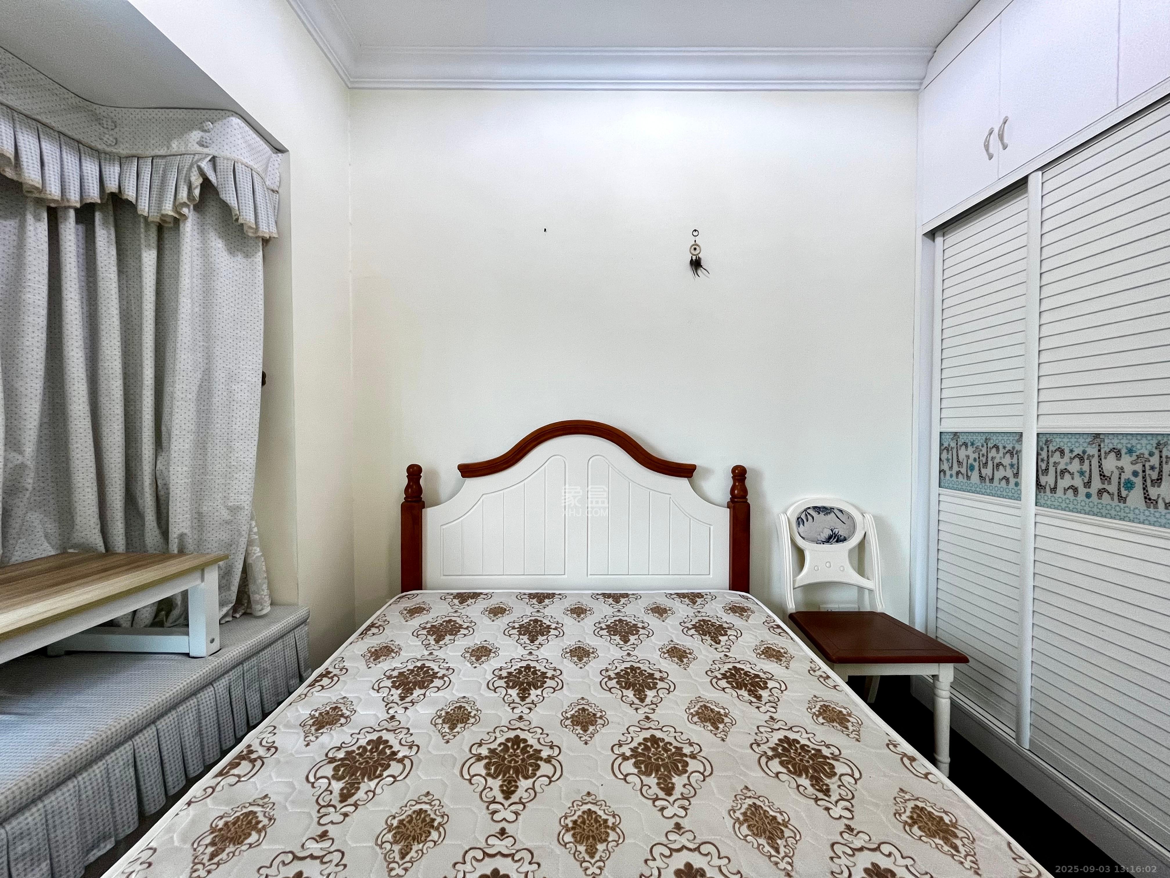 恒大雅苑  1室2厅1卫    2500.0元/月室内图