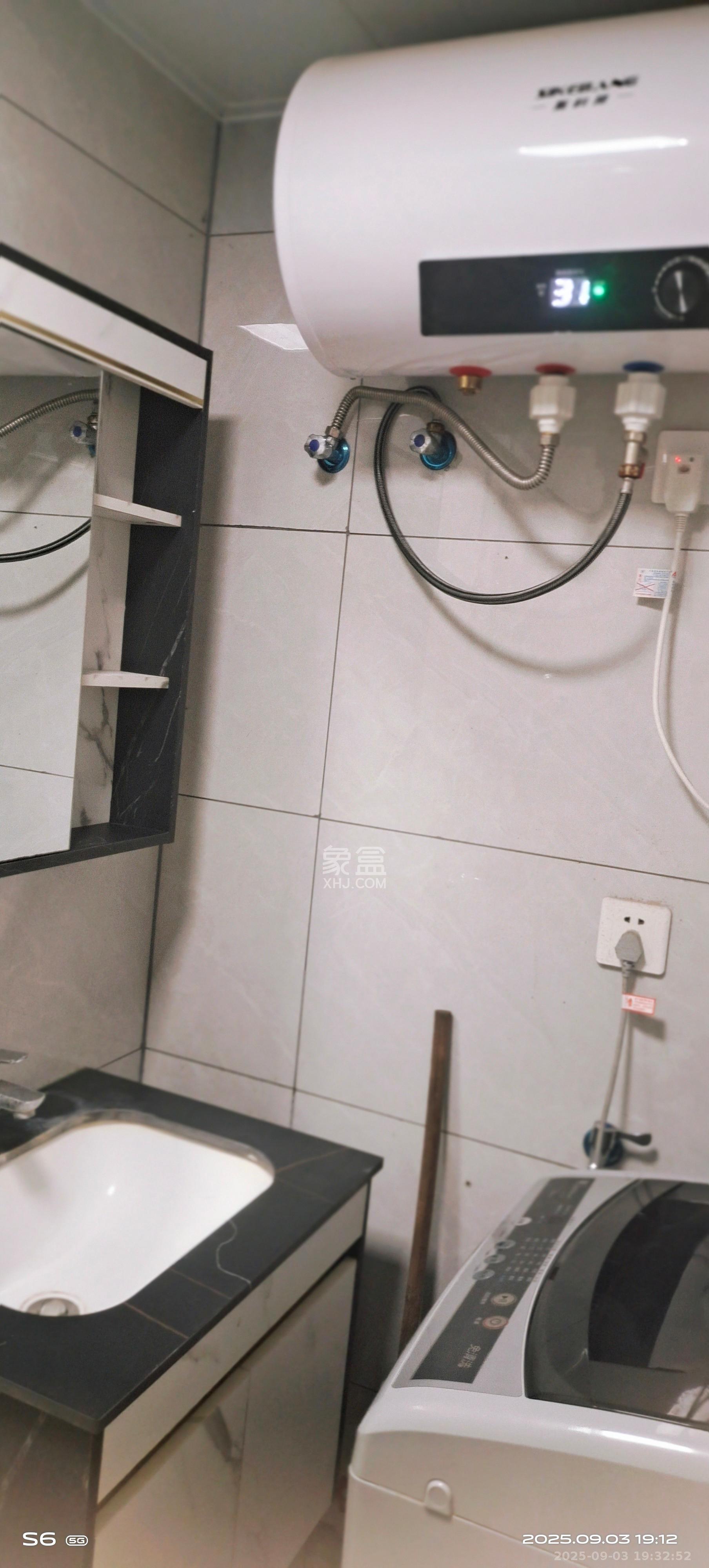 奥园城市天骄一期  1室1厅1卫    1500.0元/月 奥园城市天骄一期  1室1厅1卫    1500.0元/月室内图