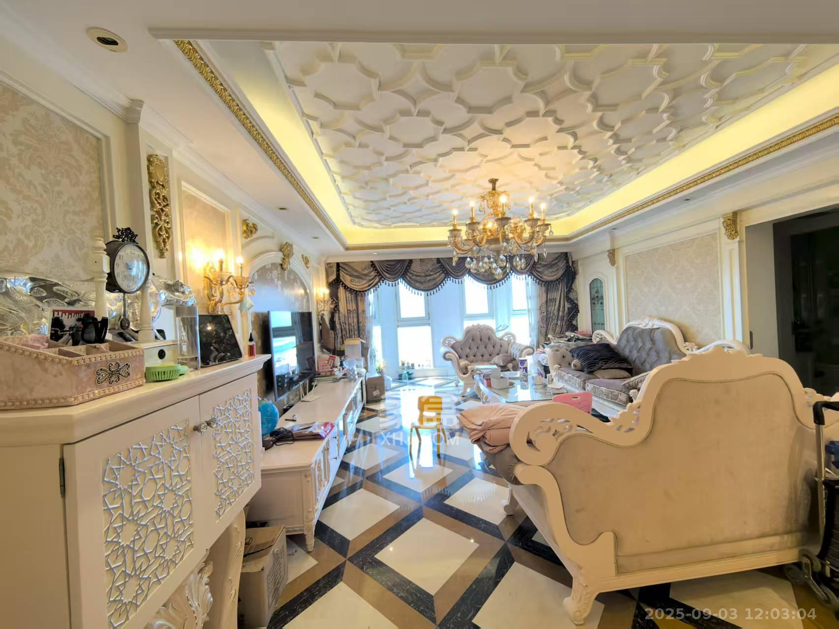 万达公馆  3室2厅4卫    10000.0元/月 万达公馆  3室2厅4卫    10000.0元/月