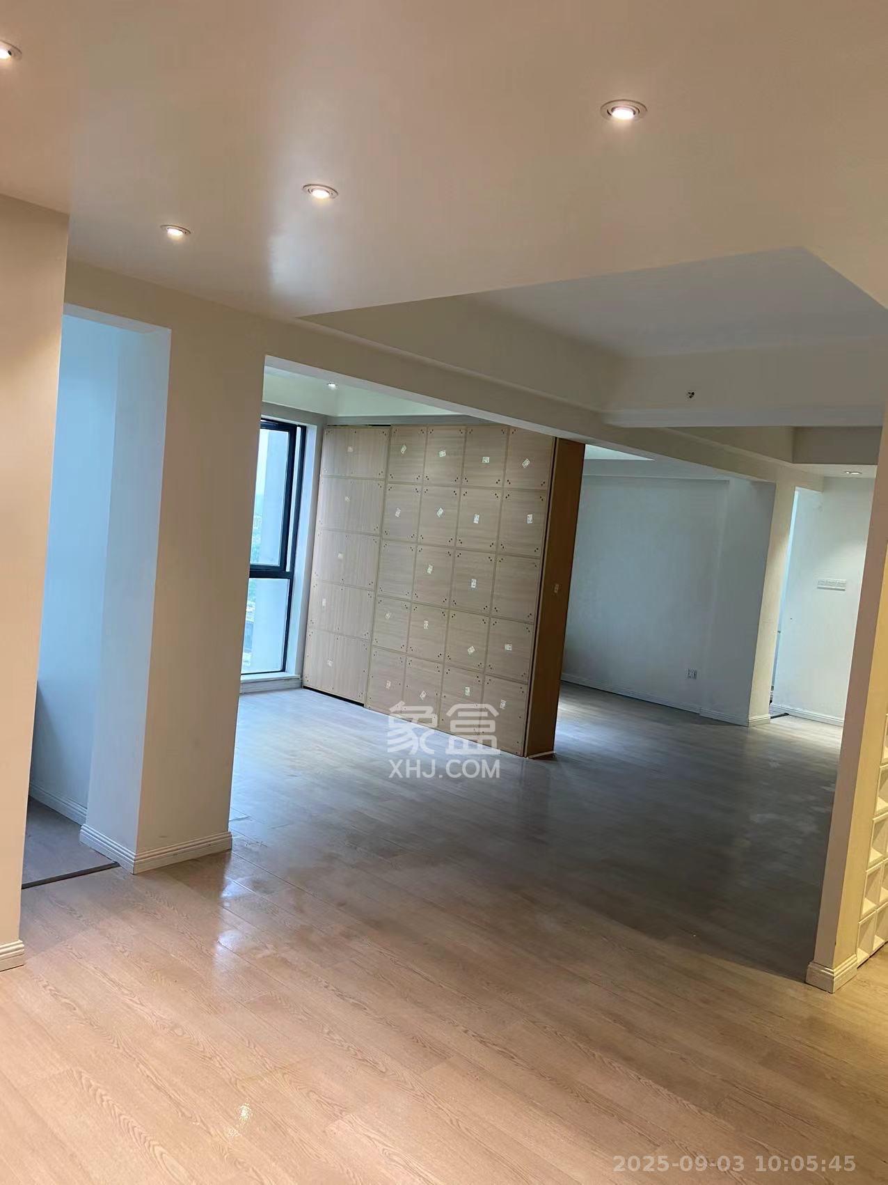 欧亚达国际广场 2室1厅1卫 1500.0元/月 欧亚达国际广场 2室1厅1卫 1500.0元/月室内图