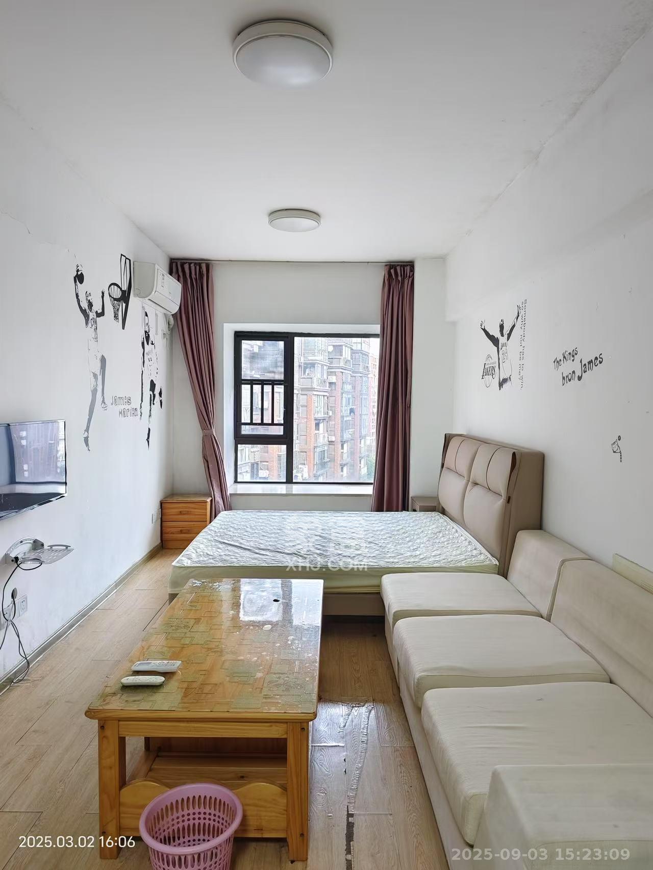 绿地公馆（绿地名邸）  1室1厅1卫    1100.0元/月室内图