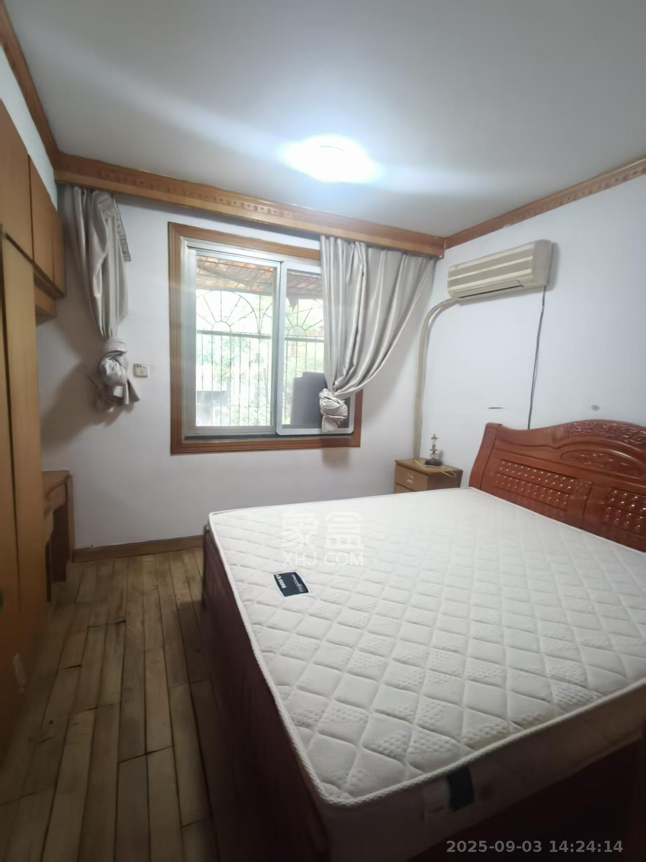 向韶村 2室2厅2卫 1800.0元/月 向韶村 2室2厅2卫 1800.0元/月室内图