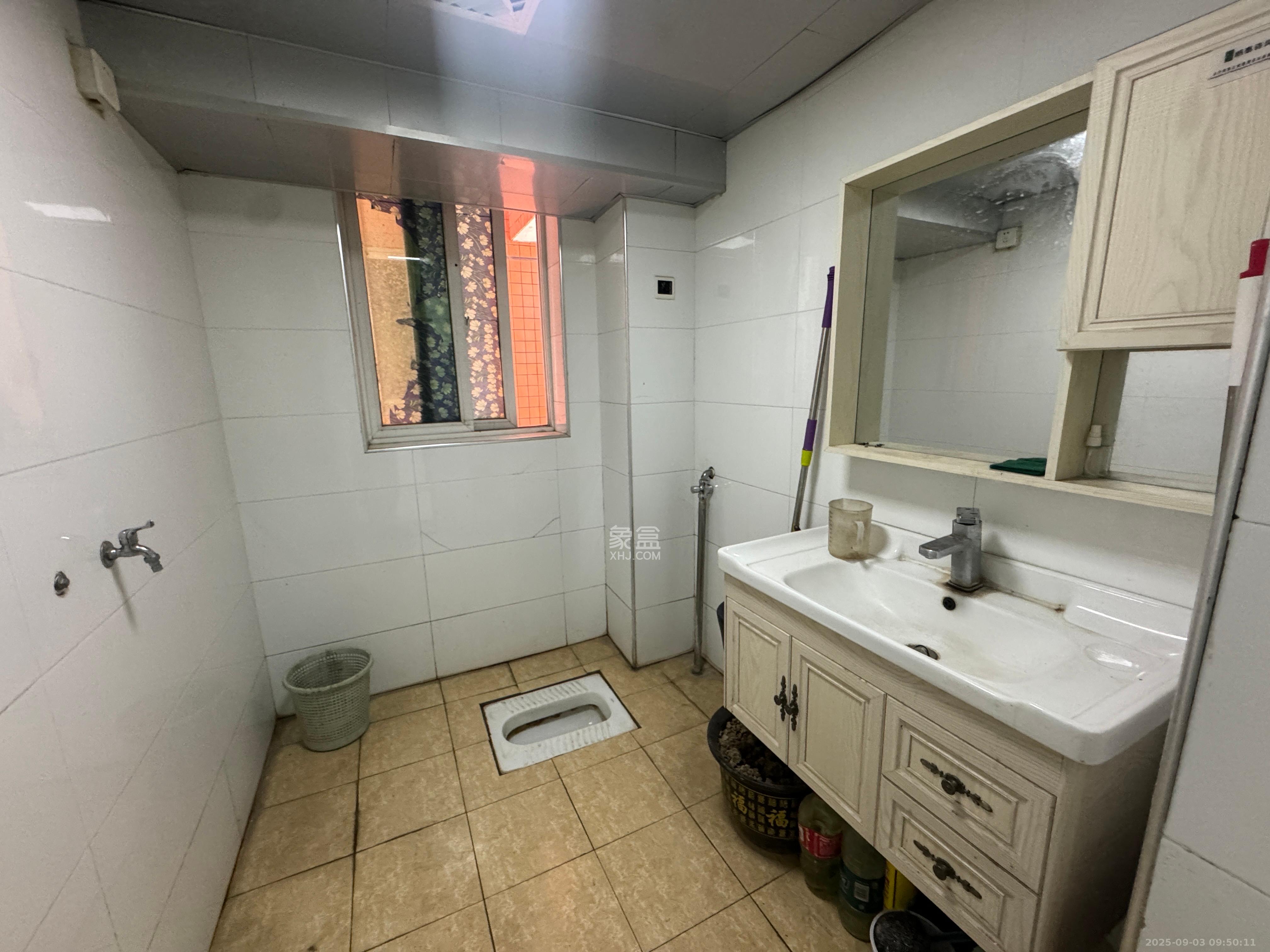 兴威名城 5室2厅1卫 4500.0元/月 兴威名城 5室2厅1卫 4500.0元/月室内图