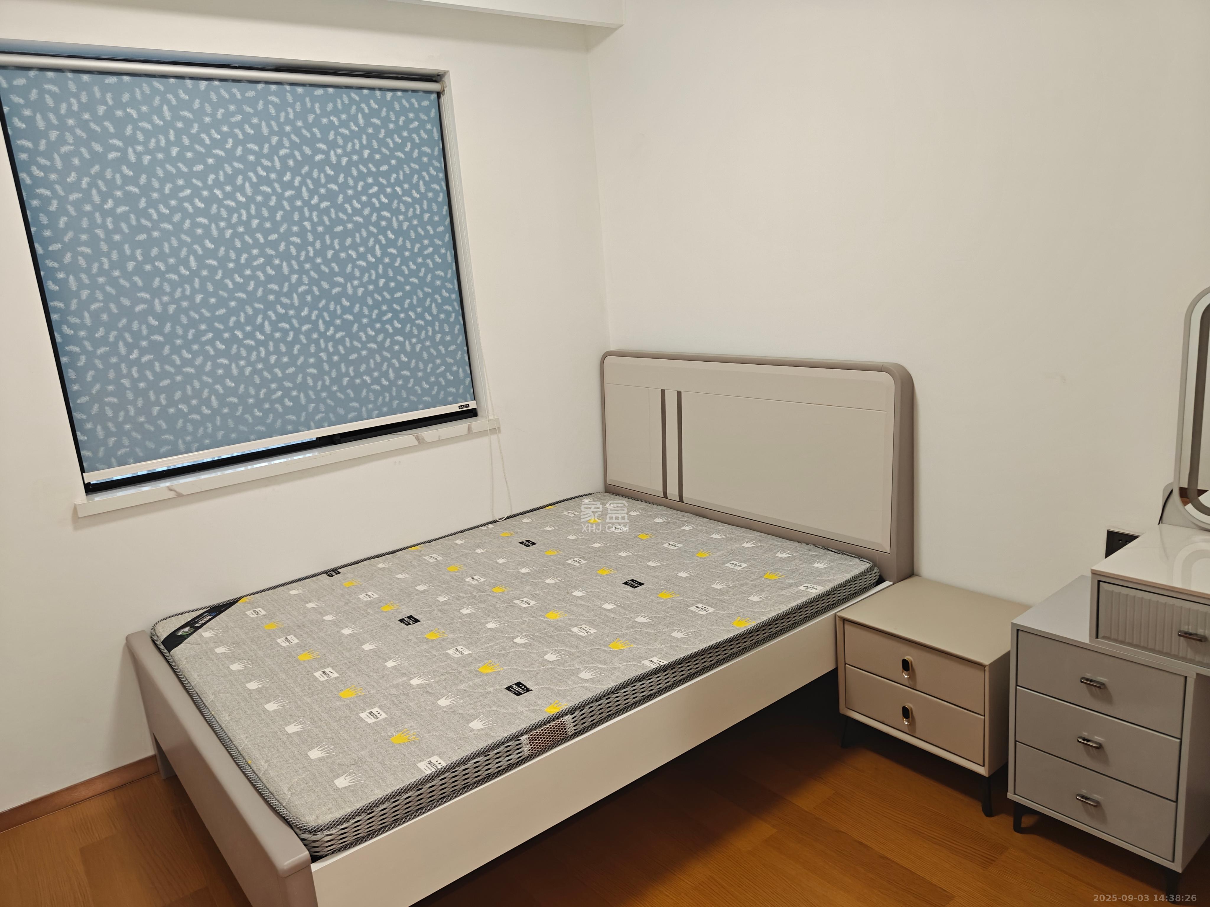 旭辉雨花郡  3室2厅2卫    3800.0元/月室内图