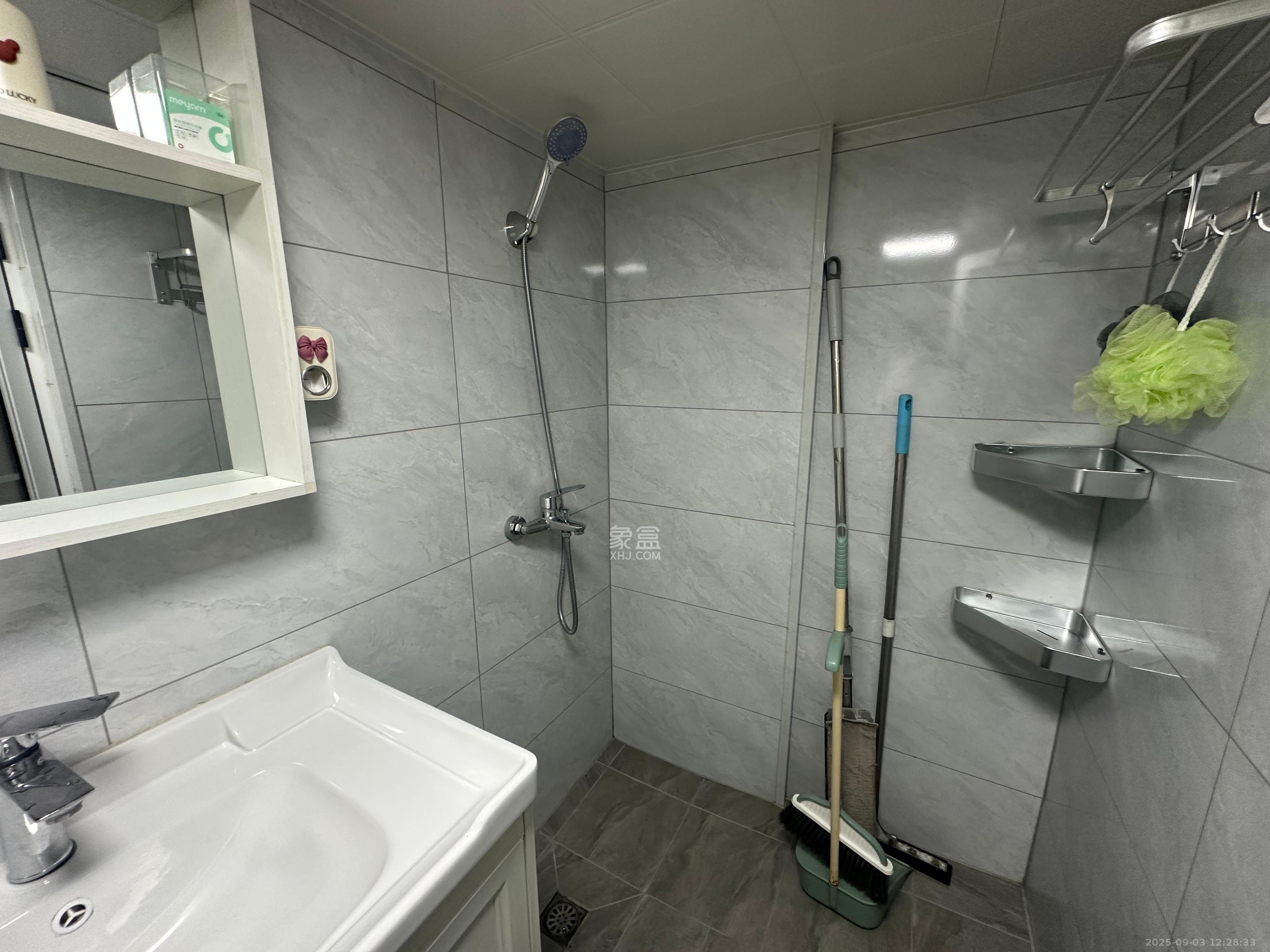 爱家当代境 2室1厅1卫 2100.0元/月 爱家当代境 2室1厅1卫 2100.0元/月室内图