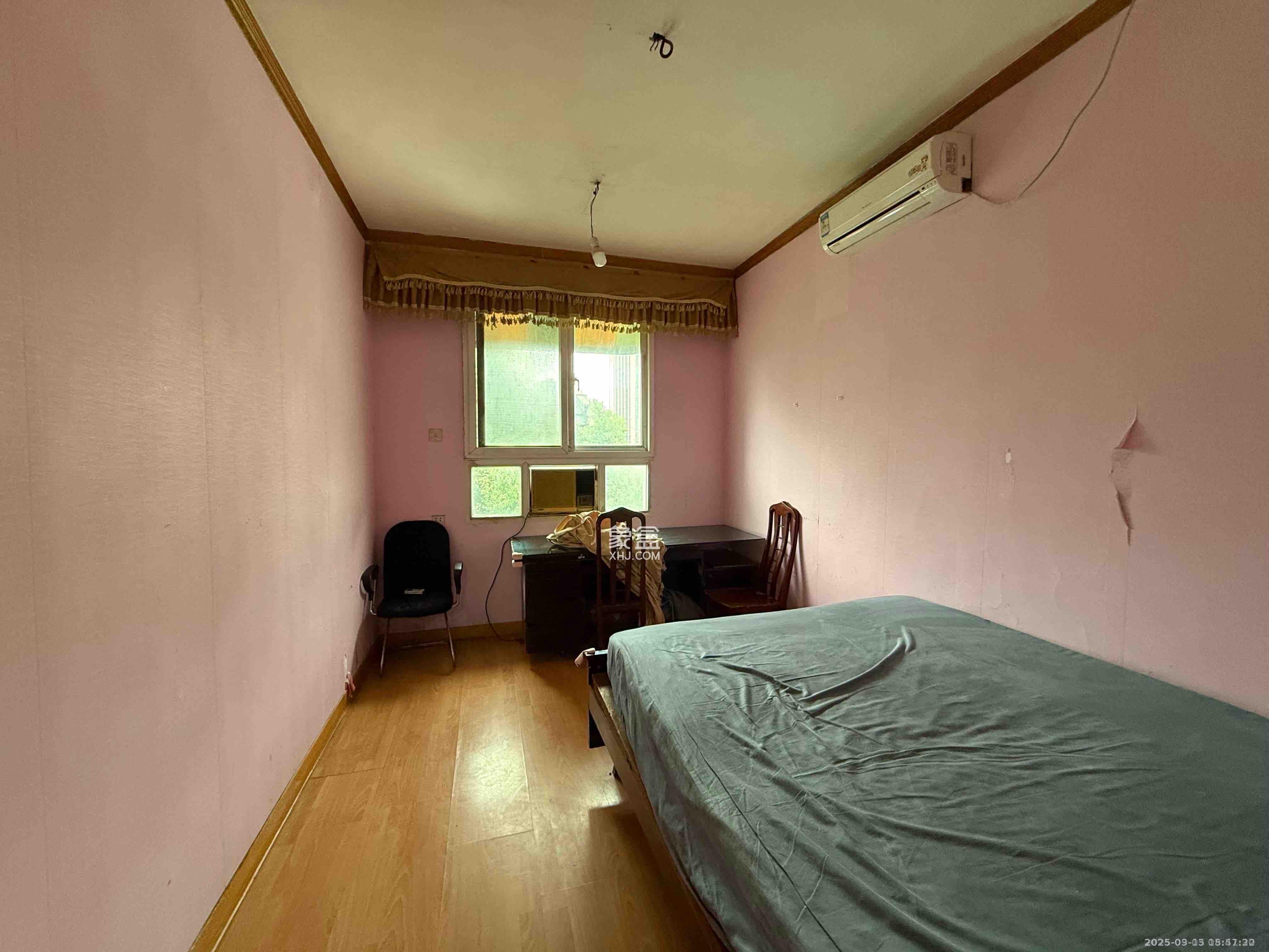 正圆小区（树木岭）  1室2厅1卫    1600.0元/月室内图