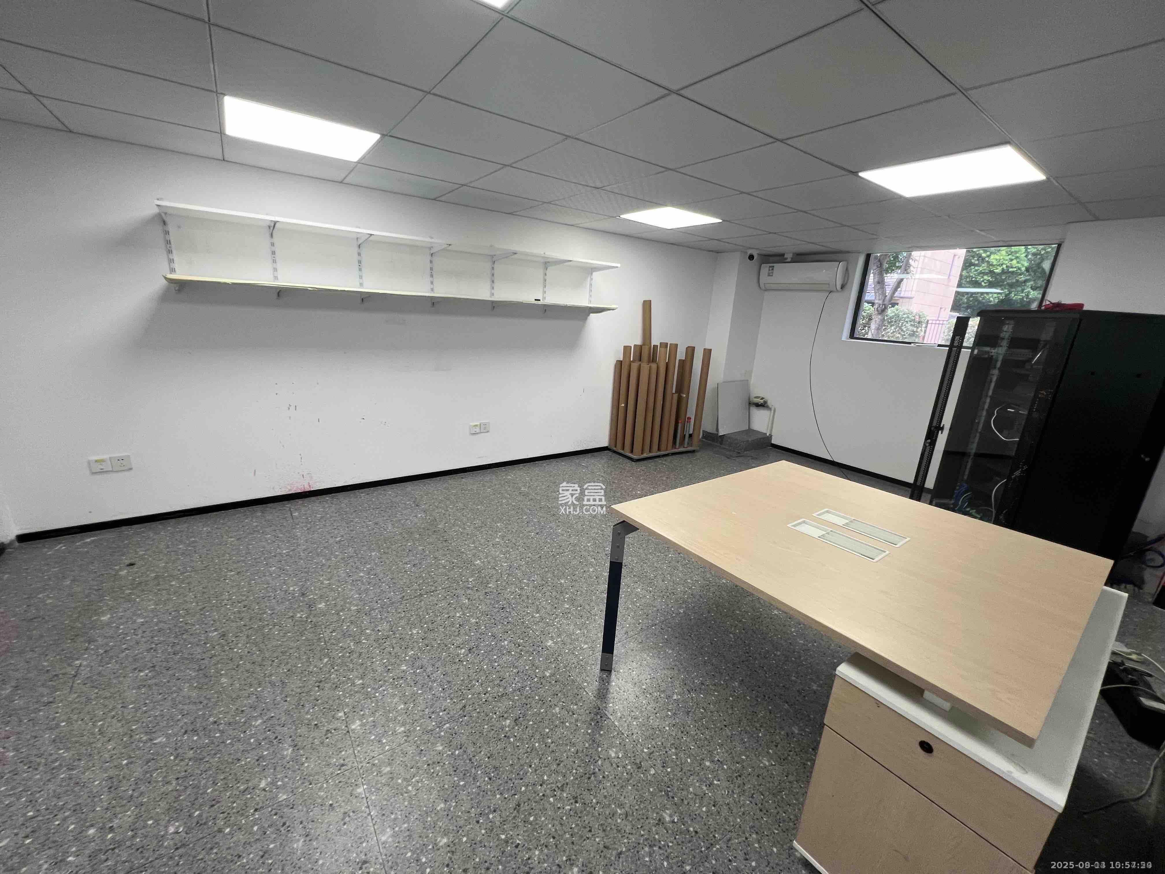 保利香槟国际C区   116.0㎡      3500.0元/月室内图