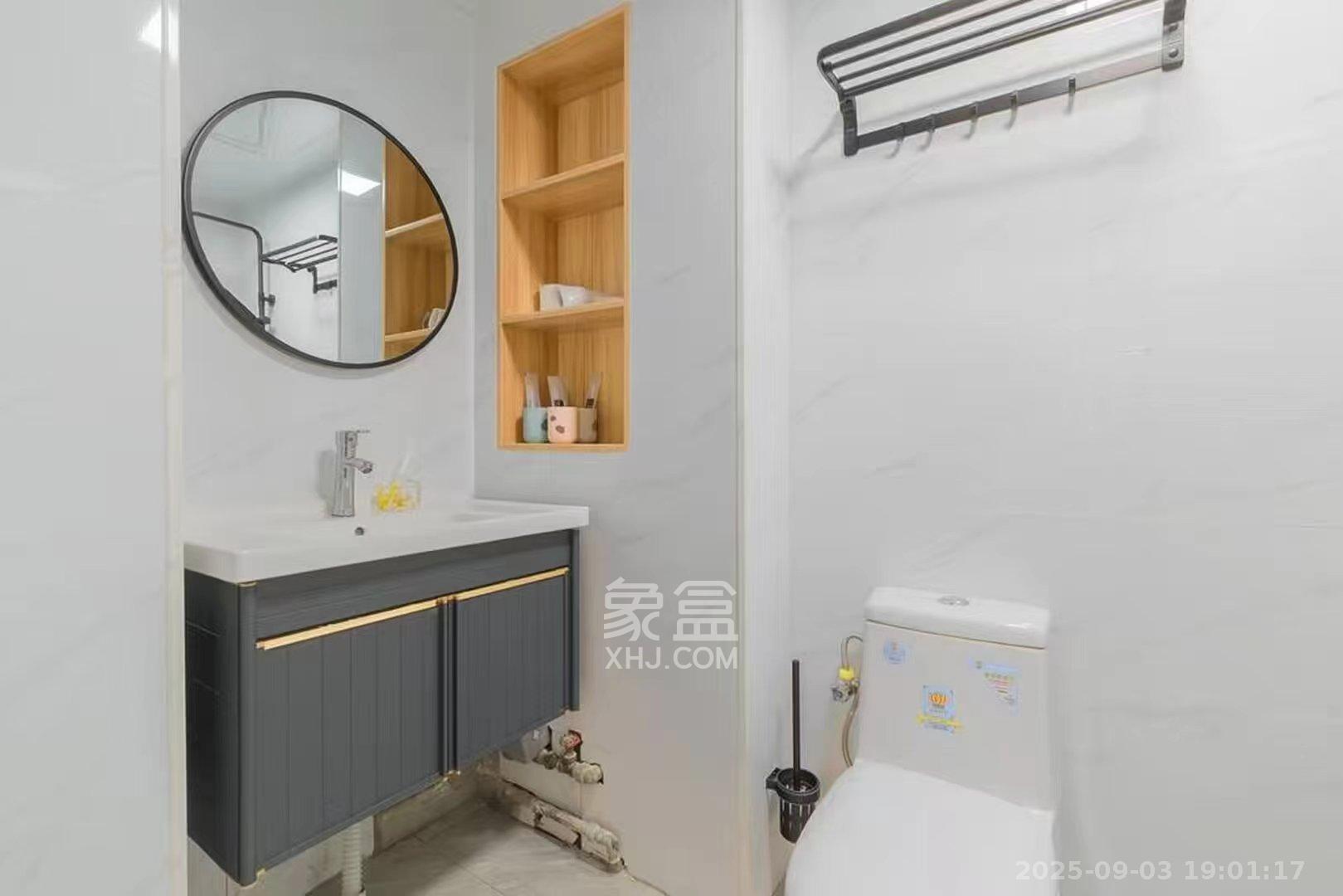 汀兰雅苑  1室1厅1卫    1800.0元/月室内图