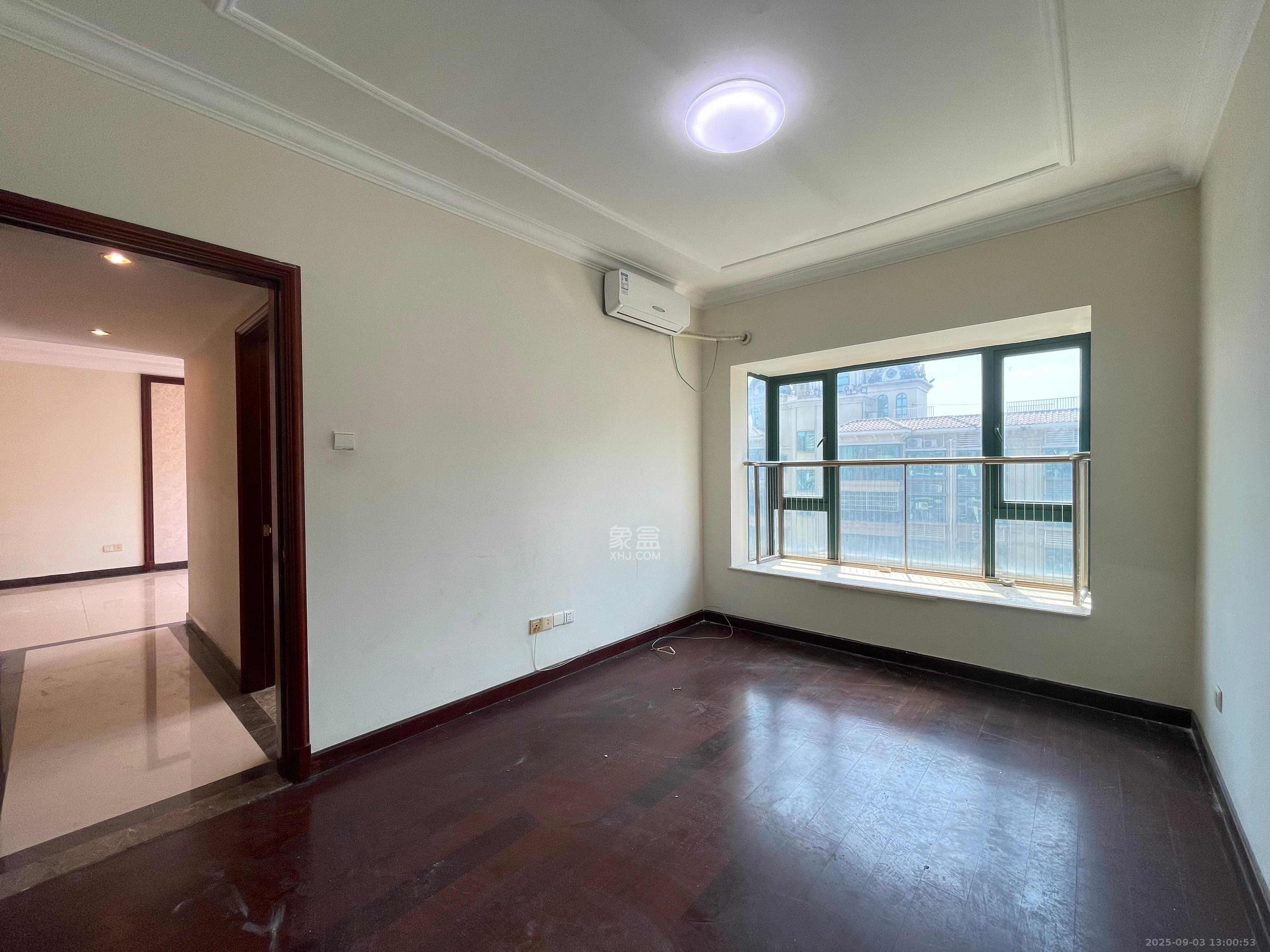 恒大名都  3室2厅1卫    1500.0元/月 恒大名都  3室2厅1卫    1500.0元/月室内图