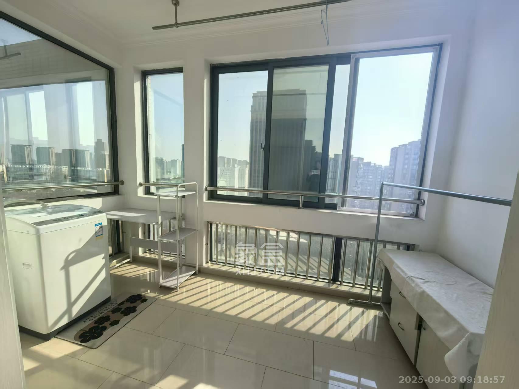 芙蓉蓉苑 2室1厅1卫 2600.0元/月 芙蓉蓉苑 2室1厅1卫 2600.0元/月室内图