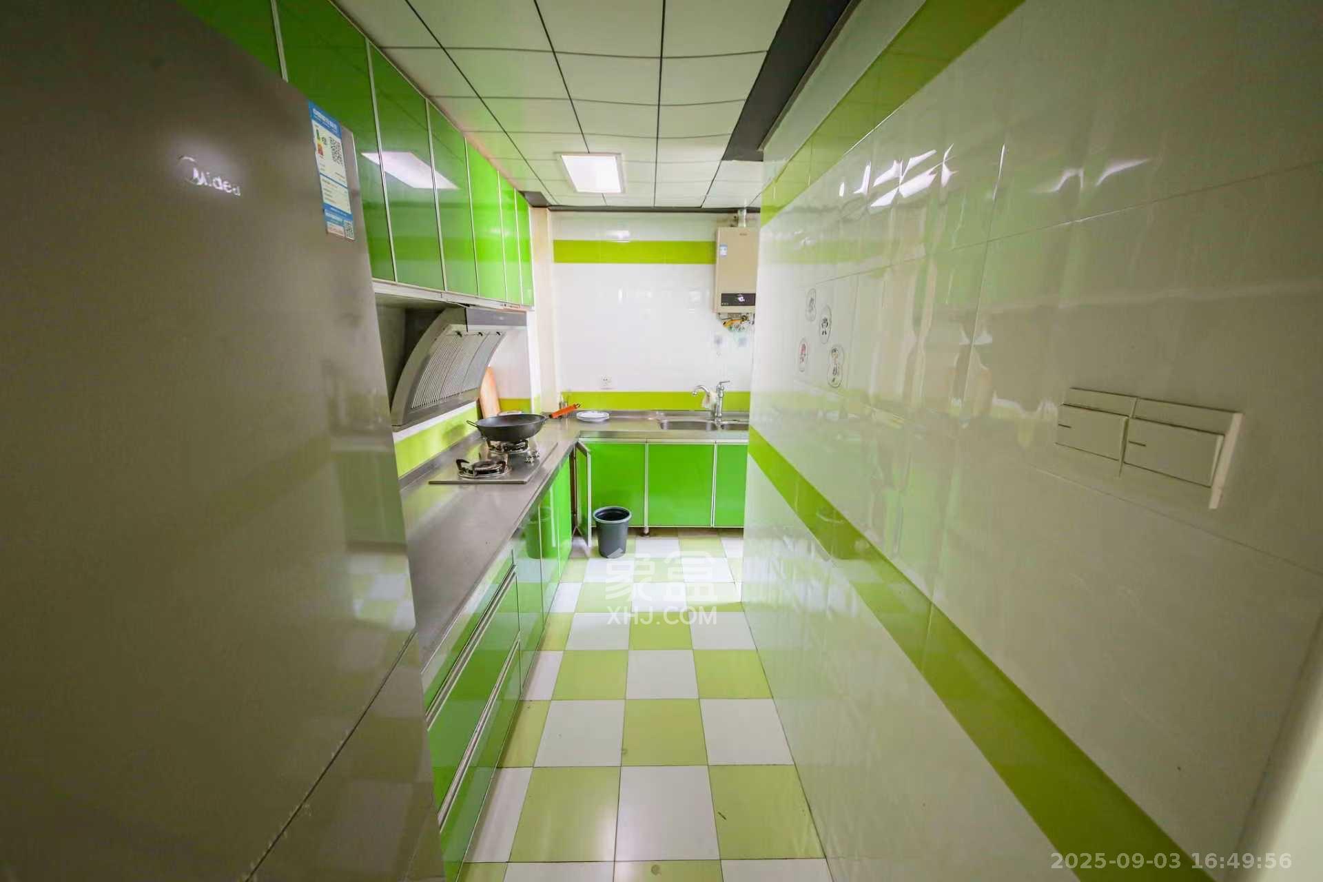 申奥美域 3室2厅1卫 2388.0元/月 申奥美域 3室2厅1卫 2388.0元/月室内图