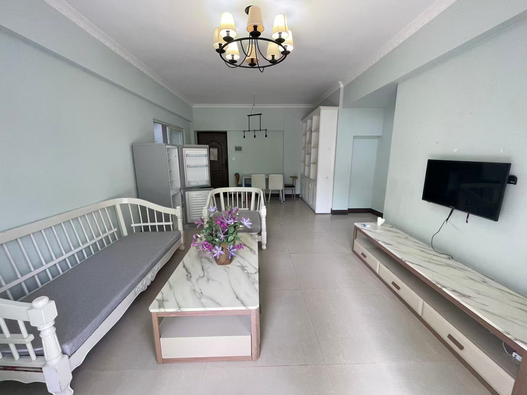 兆南绿岛家园 1室1厅1卫 2300.0元/月 兆南绿岛家园 1室1厅1卫 2300.0元/月室内图