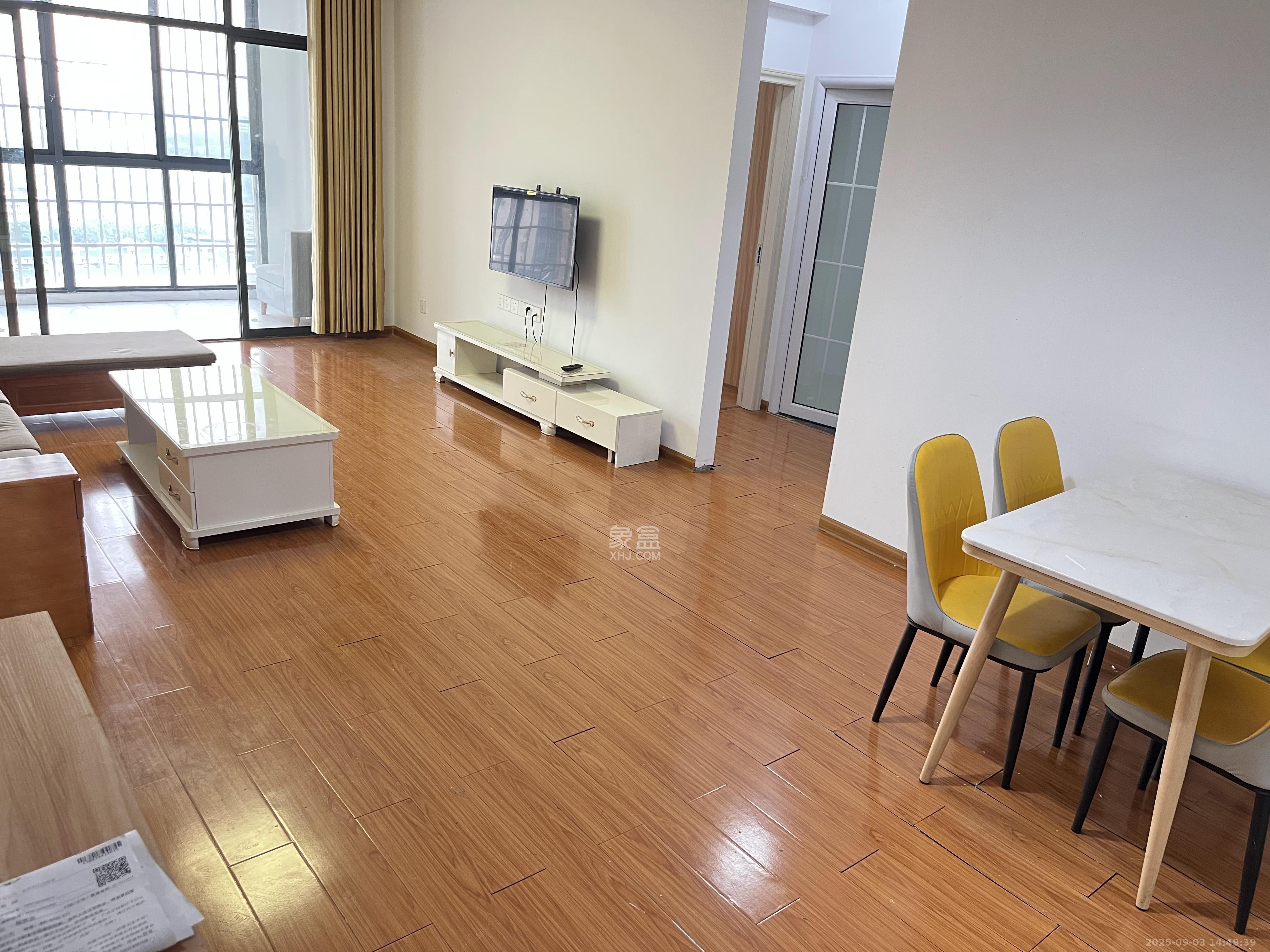 五江天骄  2室2厅1卫    1450.0元/月 五江天骄  2室2厅1卫    1450.0元/月