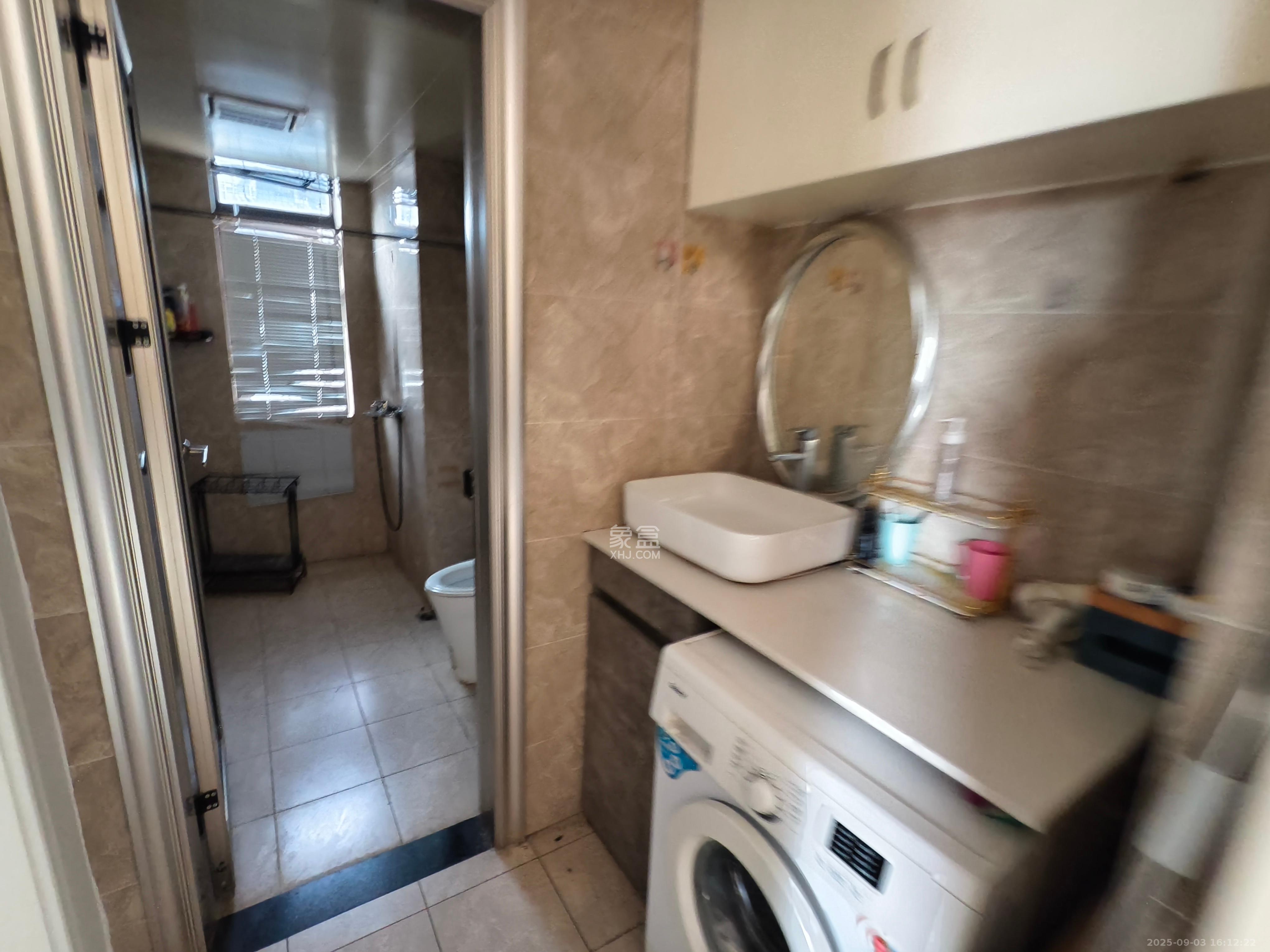 湘域城邦(湘域国际中心) 2室1厅1卫 3200.0元/月 湘域城邦(湘域国际中心) 2室1厅1卫 3200.0元/月室内图