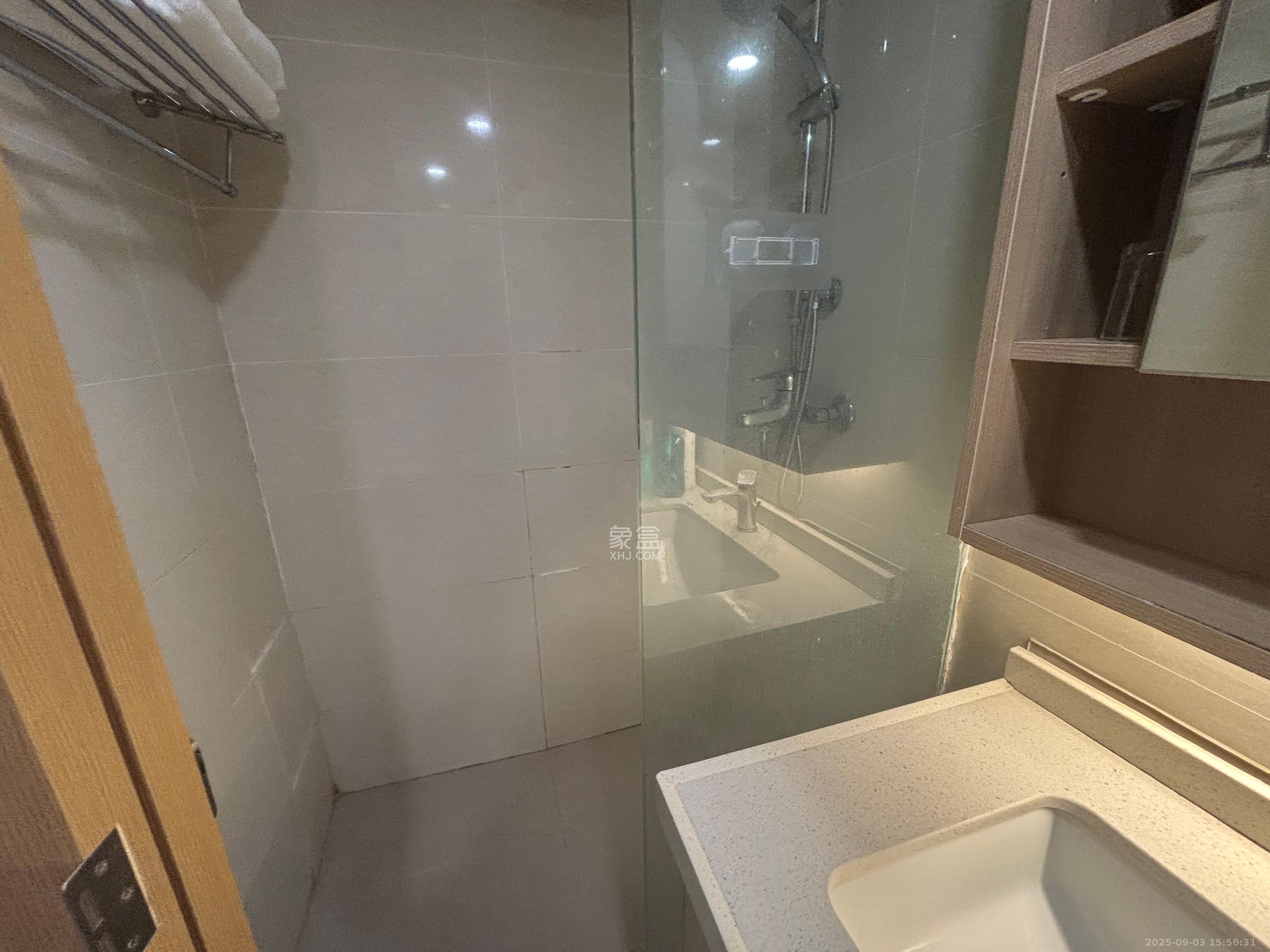 阳光城檀悦 2室2厅1卫 2400.0元/月 阳光城檀悦 2室2厅1卫 2400.0元/月室内图