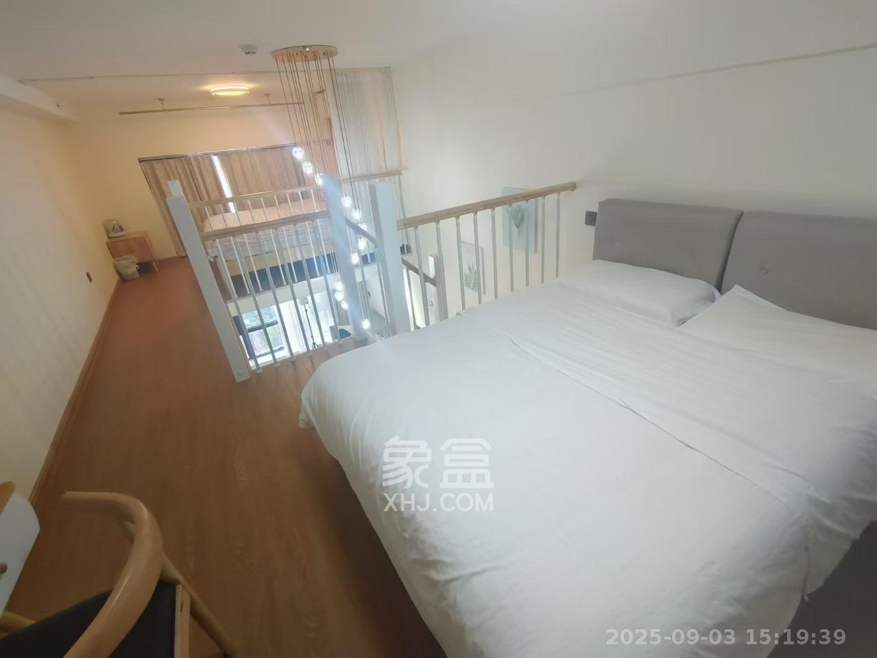 藏珑湖上公馆  2室1厅1卫    3000.0元/月室内图