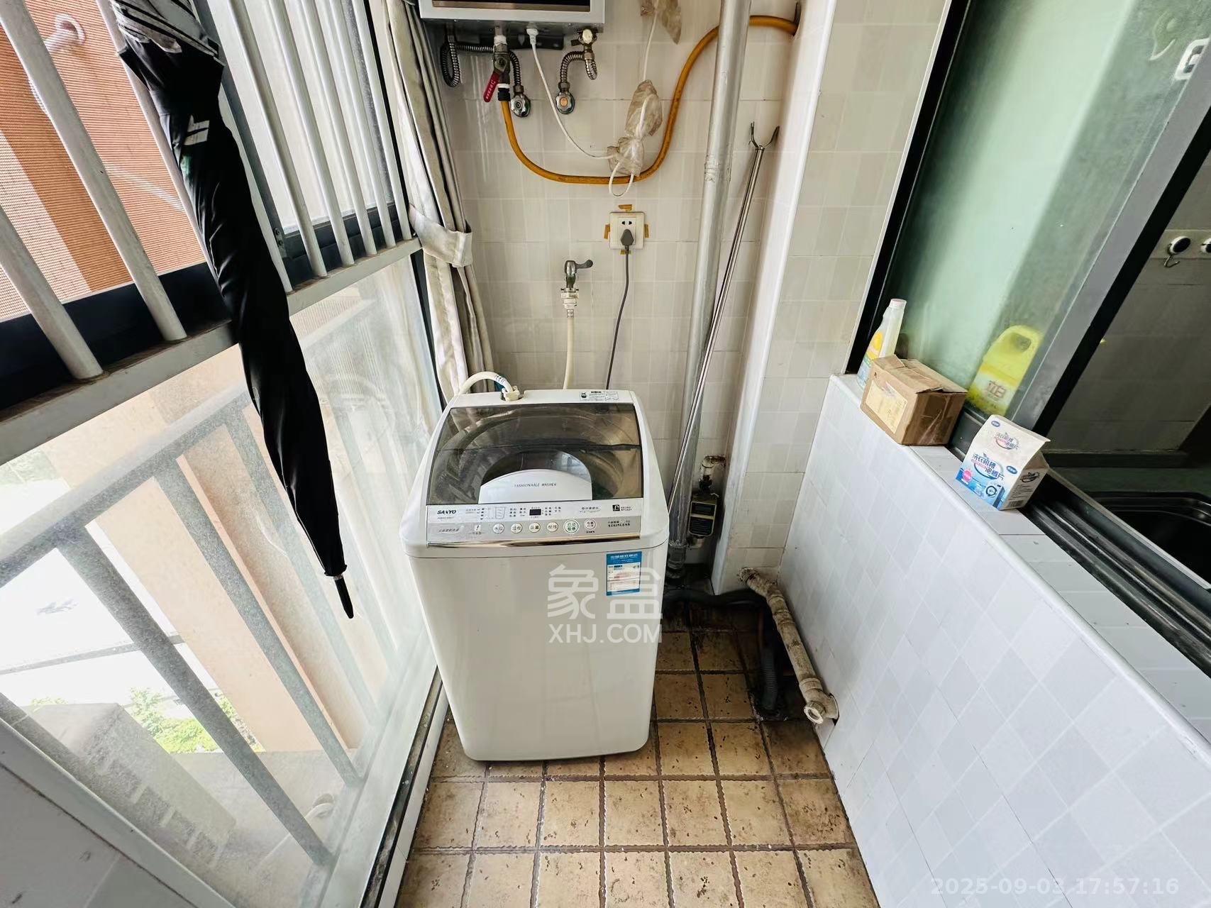 兴威帕克水岸  1室1厅1卫    1400.0元/月室内图