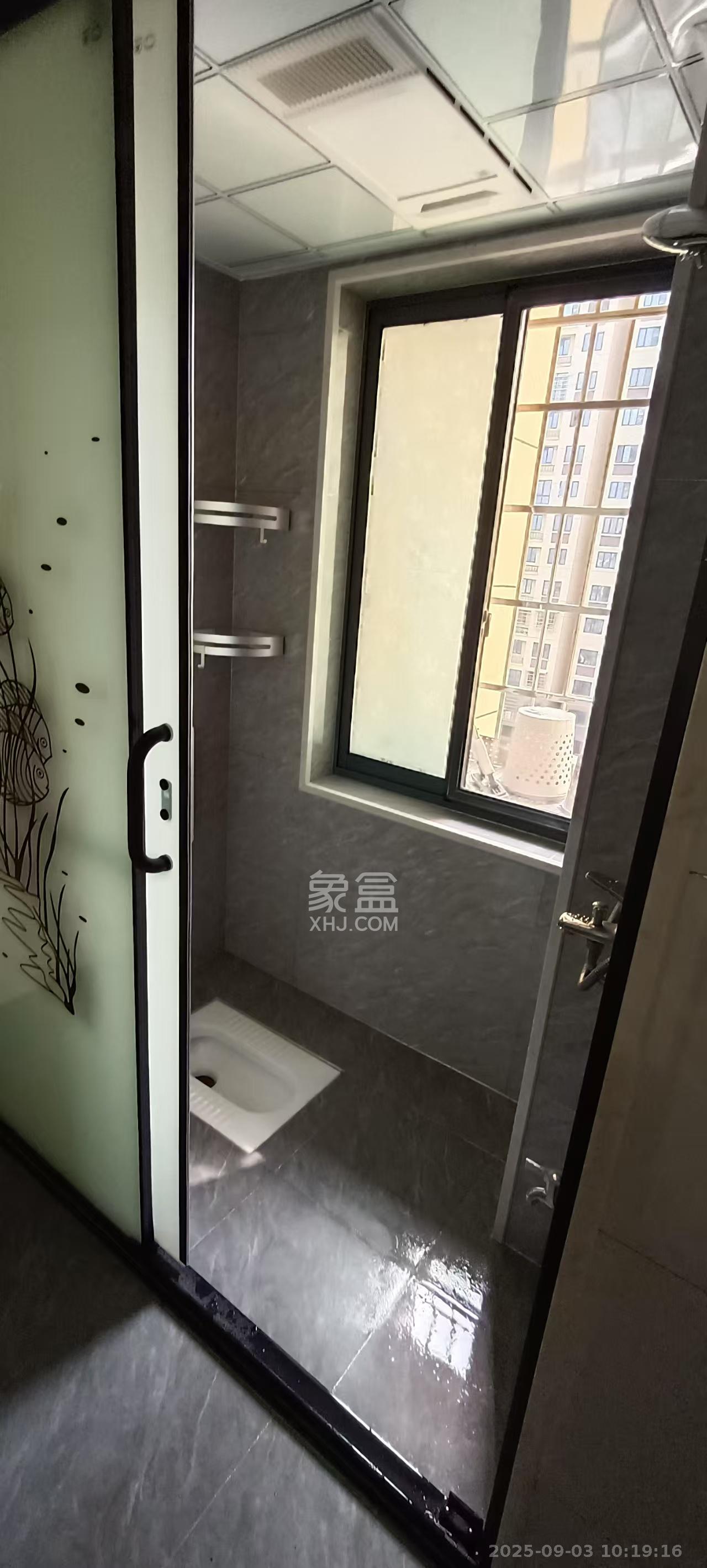 金南家园三期 1室1厅1卫 1600.0元/月 金南家园三期 1室1厅1卫 1600.0元/月室内图