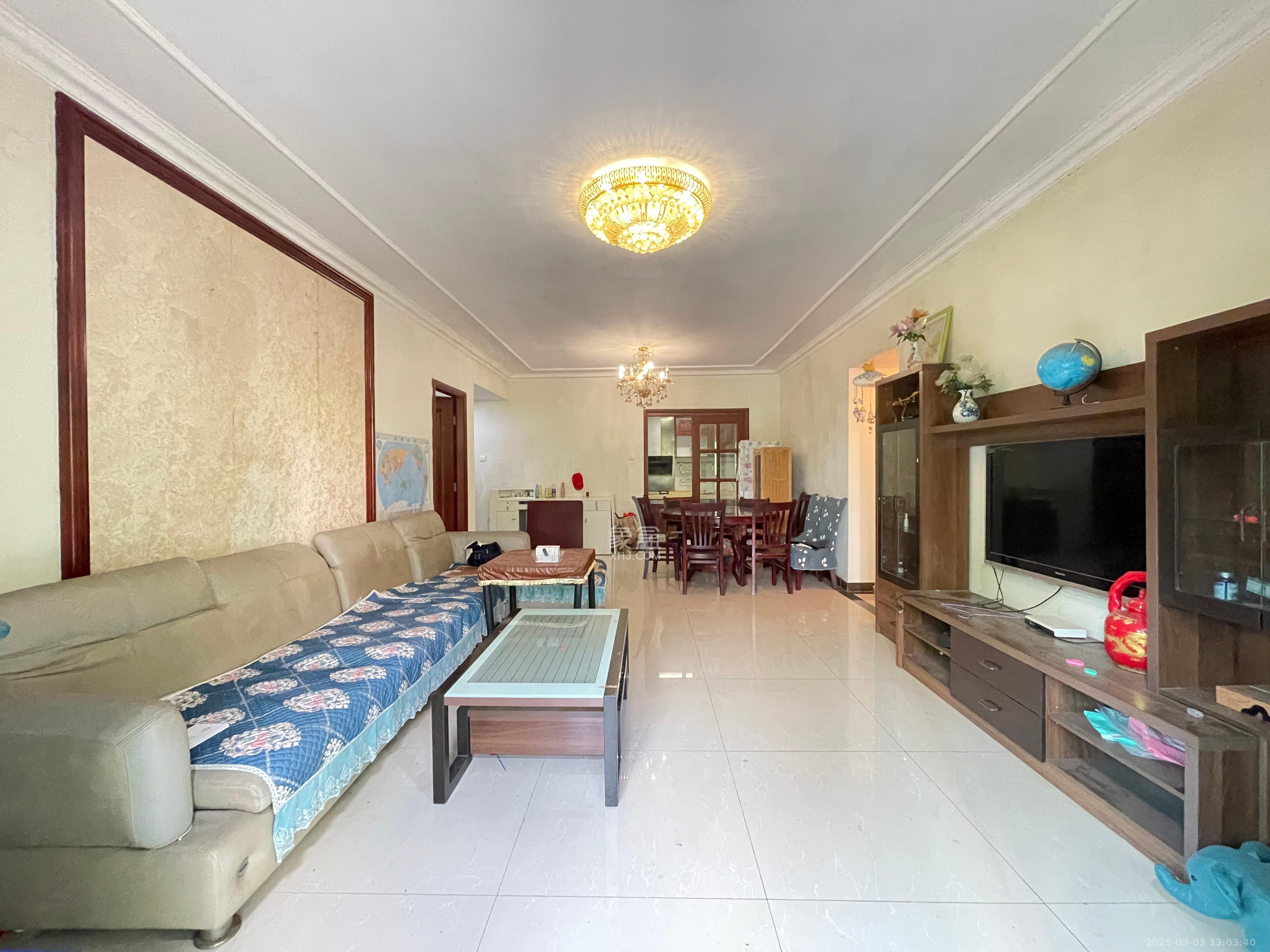 恒大名都 4室2厅2卫 1900.0元/月 恒大名都 4室2厅2卫 1900.0元/月室内图