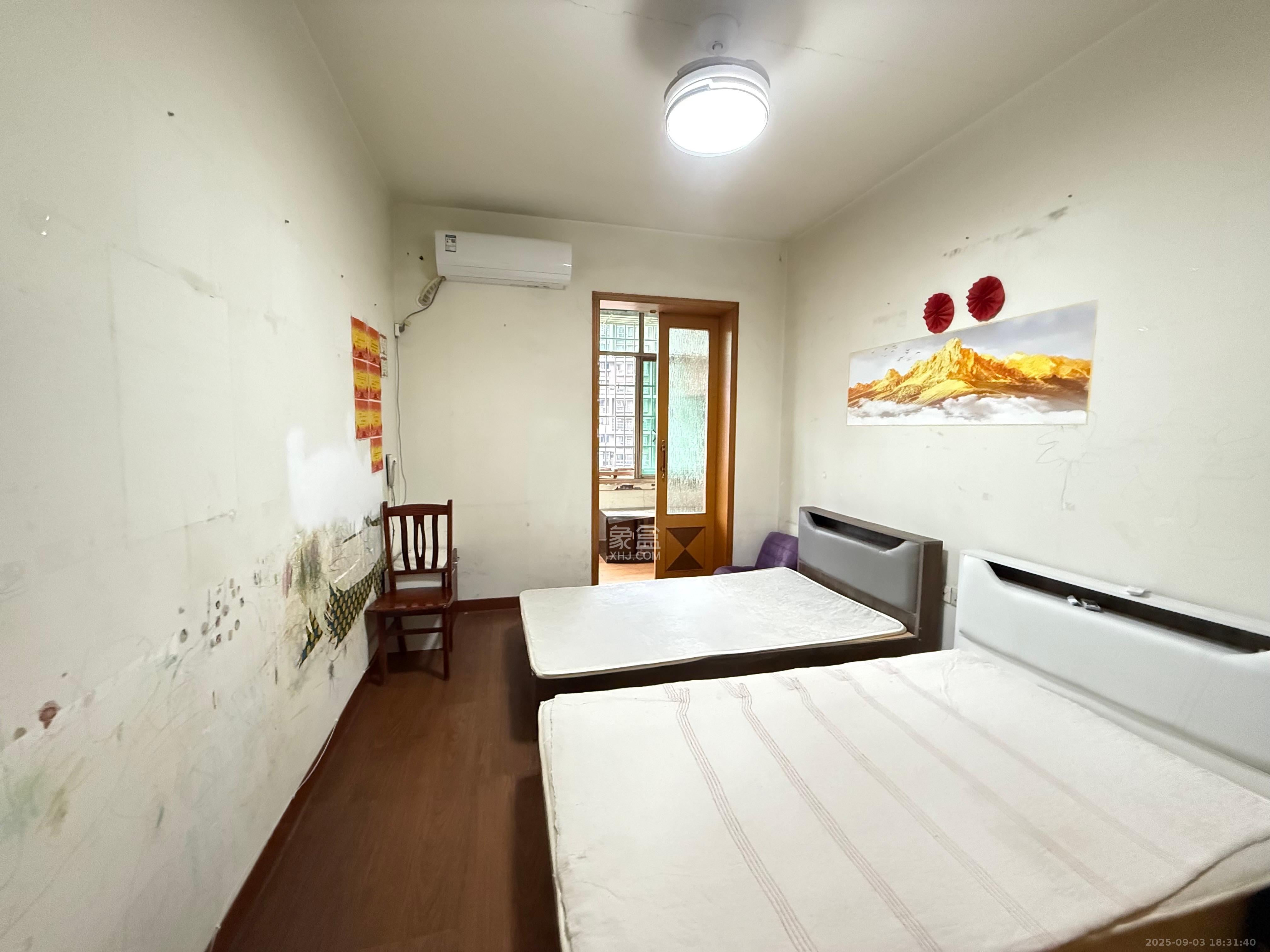 陈家湖小区  2室1厅1卫    1600.0元/月 陈家湖小区  2室1厅1卫    1600.0元/月室内图