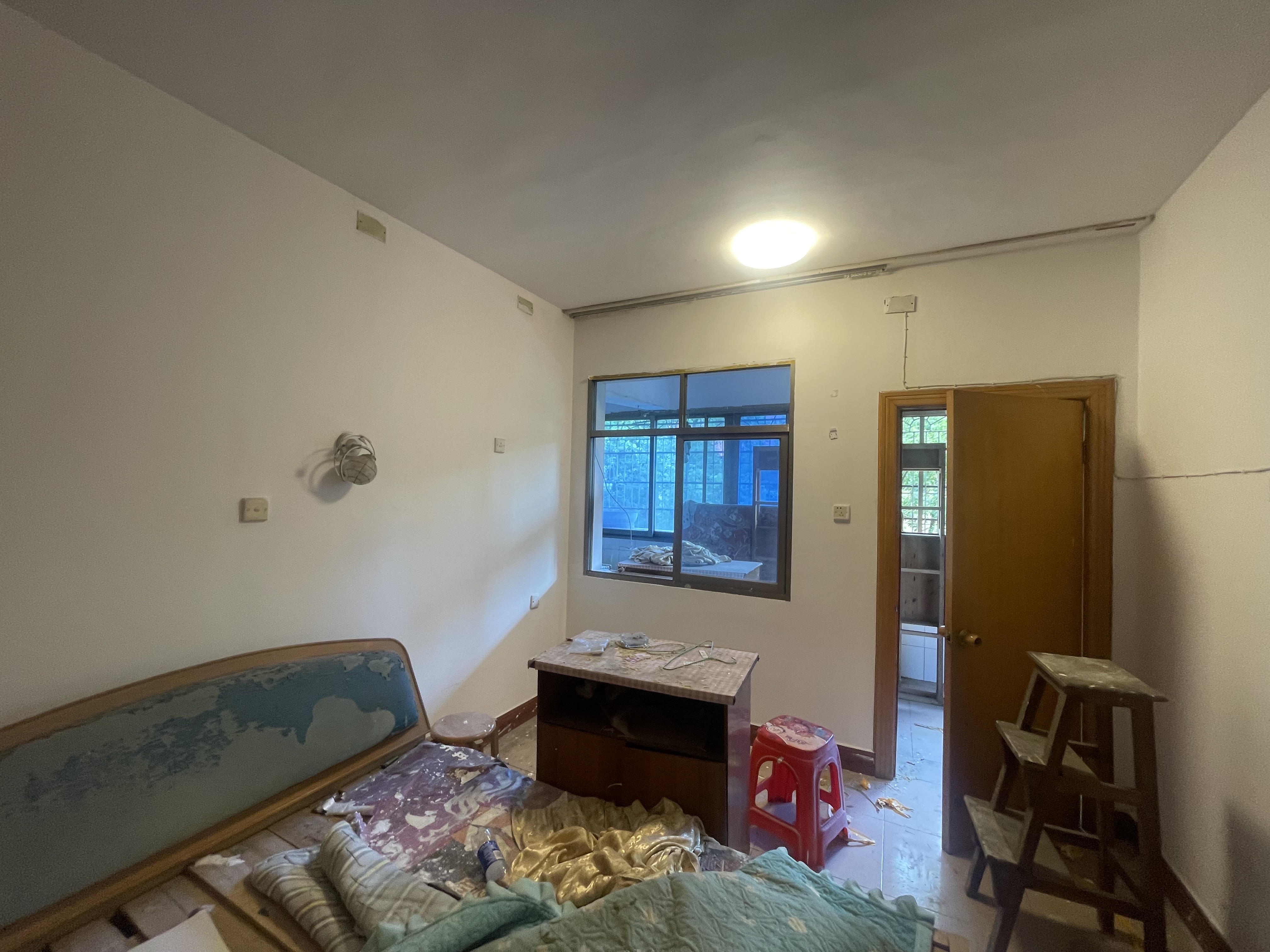 娄底市供销大院家属楼 4室2厅2卫 1500.0元/月 娄底市供销大院家属楼 4室2厅2卫 1500.0元/月室内图