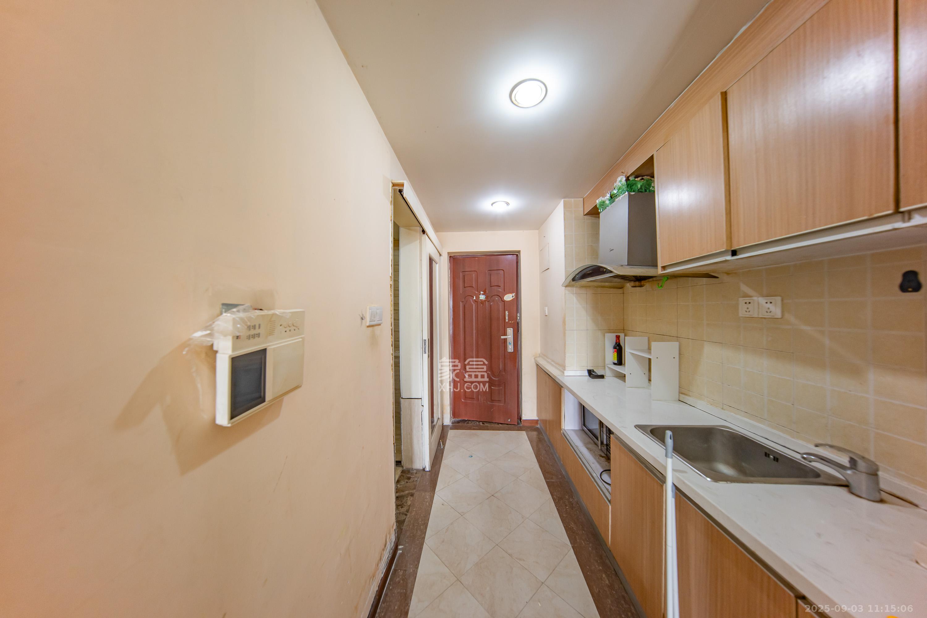 米兰春天  1室0厅0卫    20.5万 米兰春天  1室0厅0卫    20.5万厨房