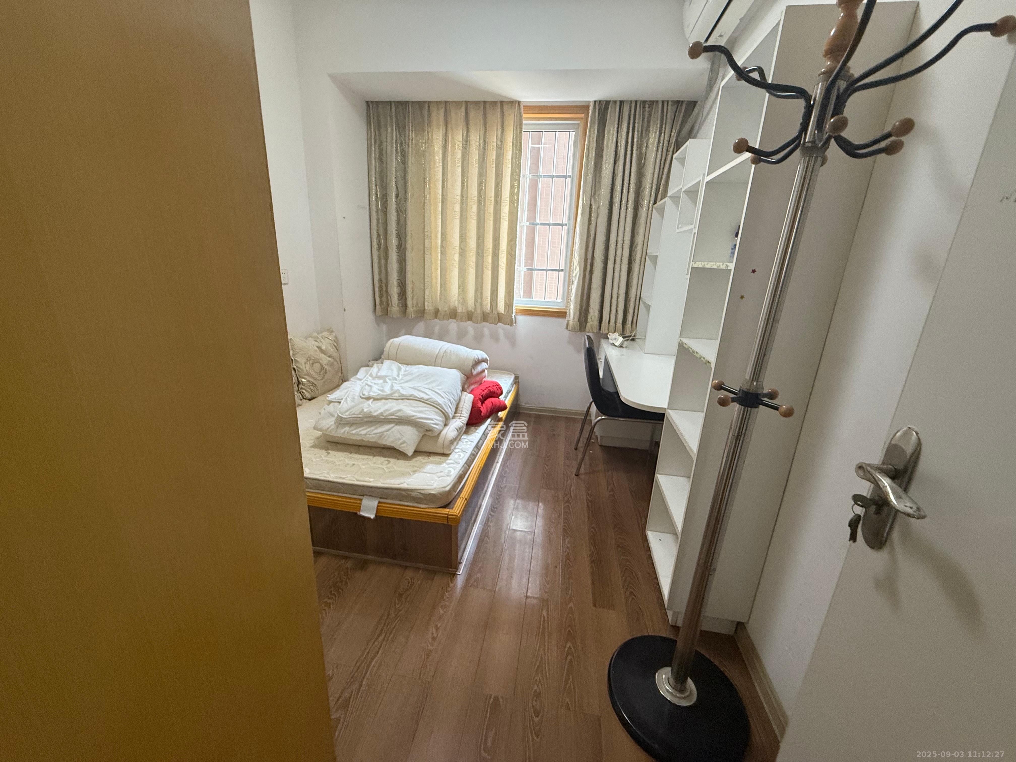 筑梦佳园 4室2厅1卫 1900.0元/月 筑梦佳园 4室2厅1卫 1900.0元/月室内图