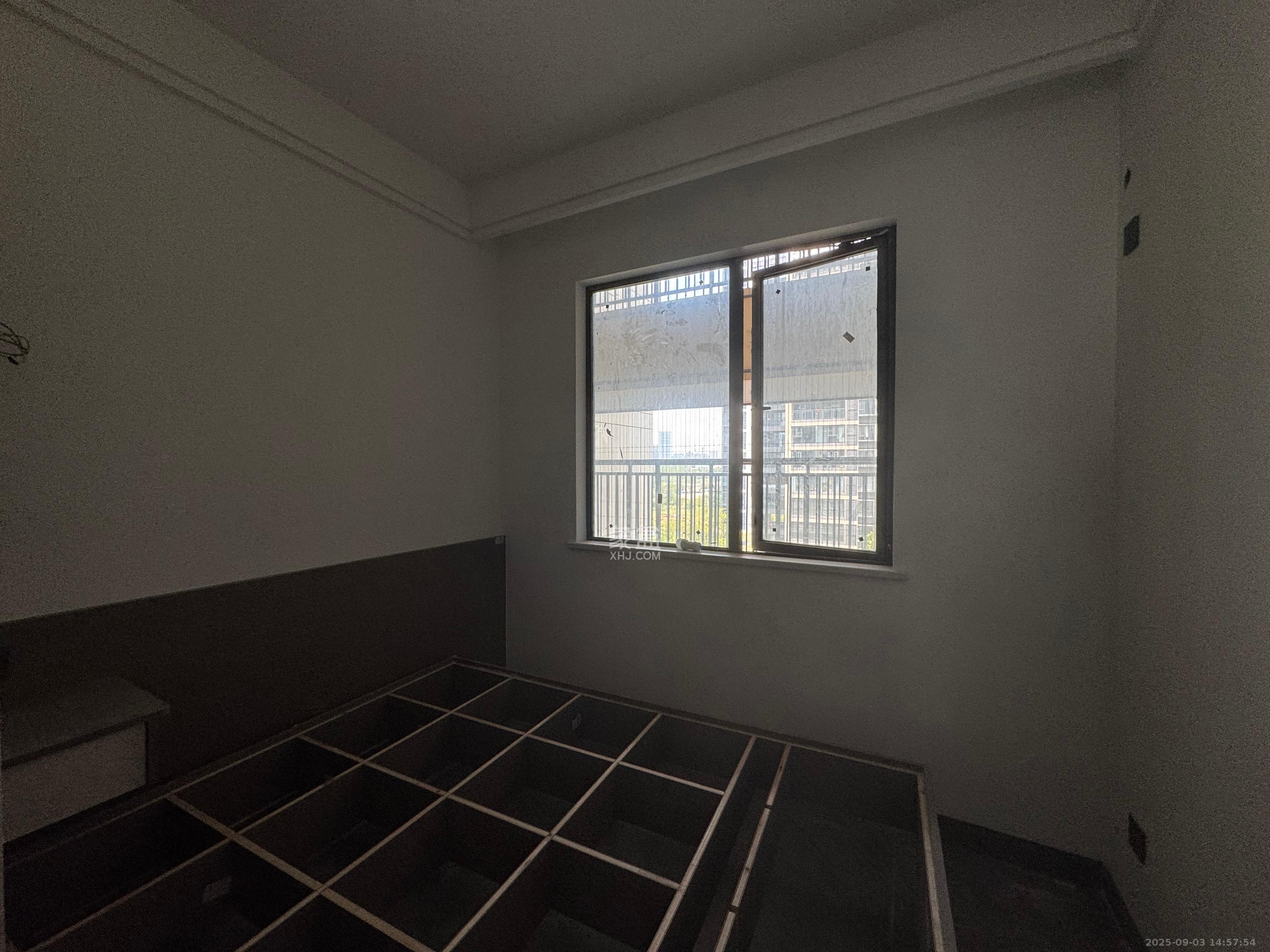 润和星河玥 4室2厅2卫 4200.0元/月 润和星河玥 4室2厅2卫 4200.0元/月室内图