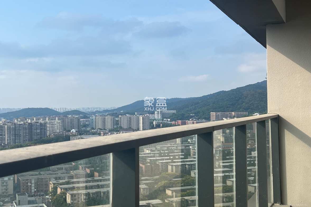 江山印  4室2厅22卫    15000.0元/月 江山印  4室2厅22卫    15000.0元/月室内图