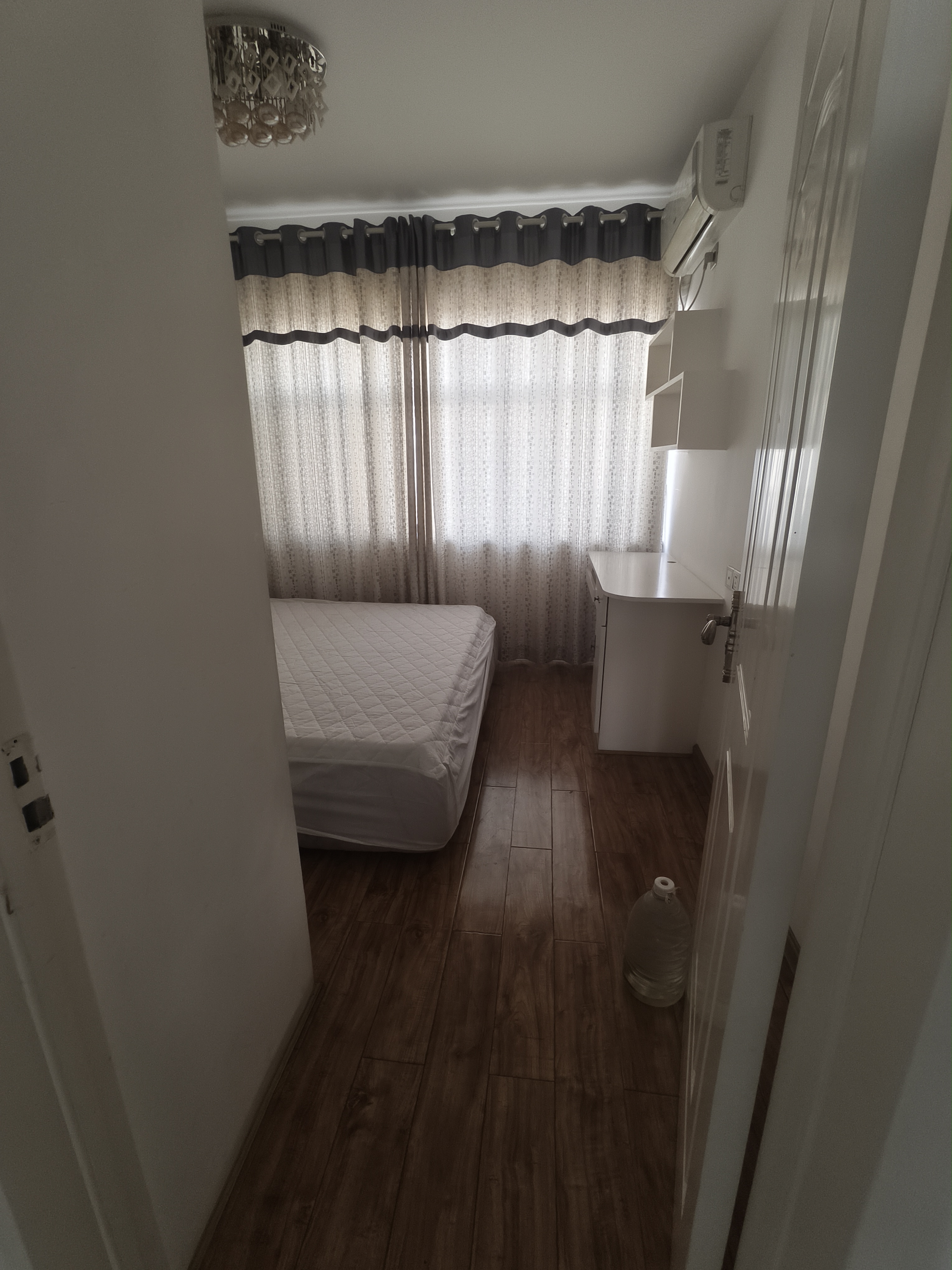 东方豪苑 1室1厅1卫 1200.0元/月 东方豪苑 1室1厅1卫 1200.0元/月室内图