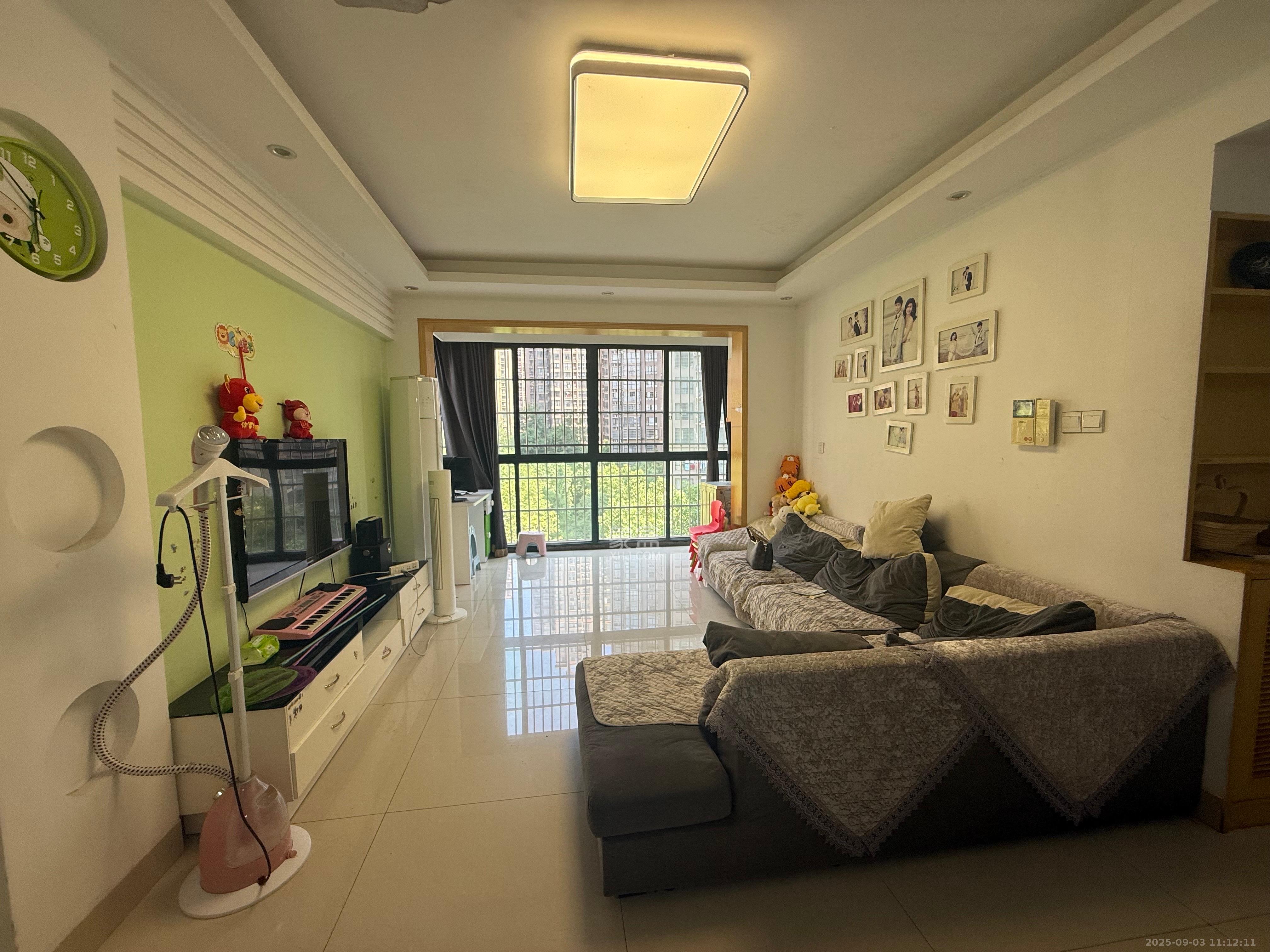 筑梦佳园 4室2厅1卫 1900.0元/月 筑梦佳园 4室2厅1卫 1900.0元/月室内图