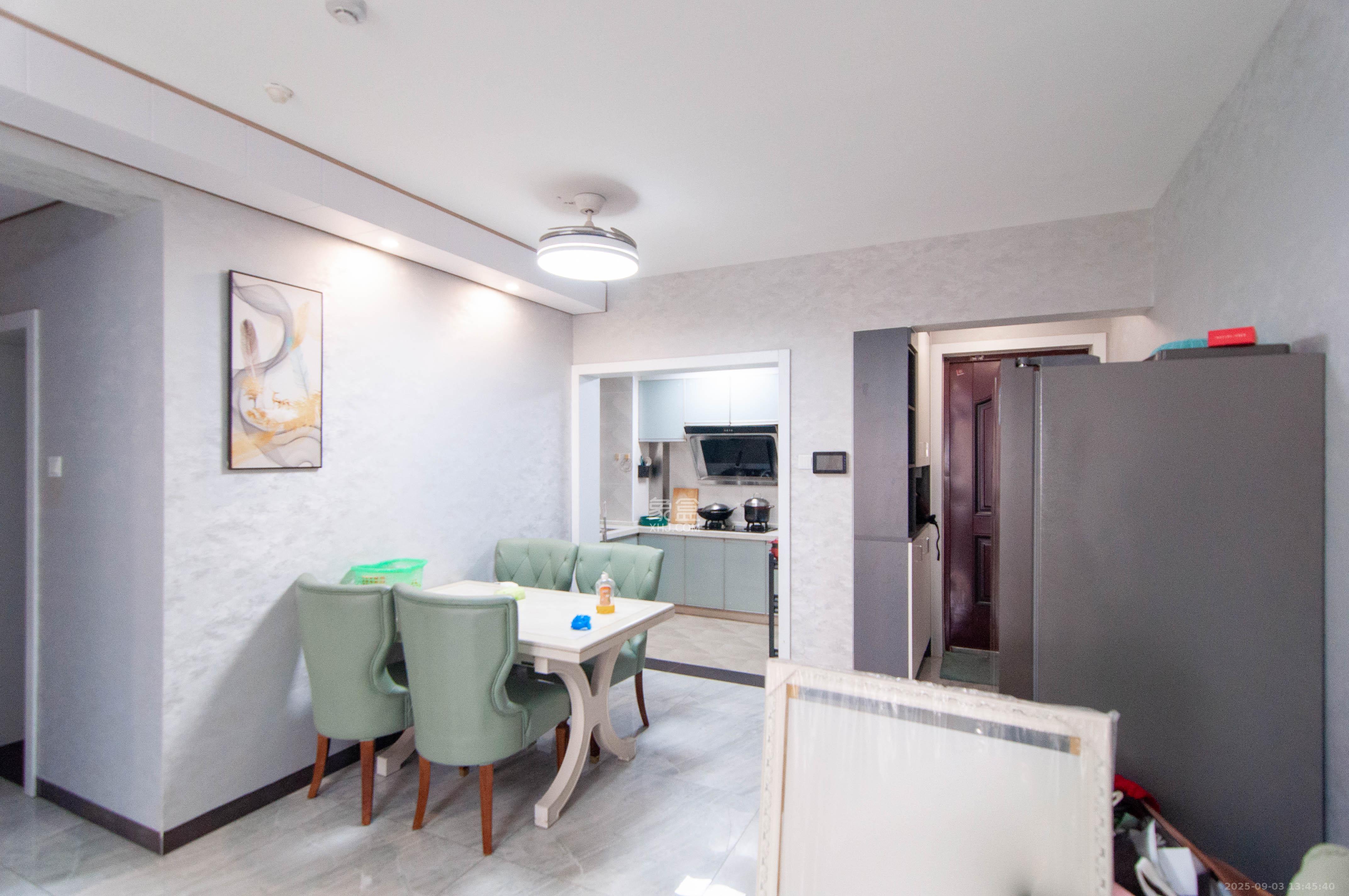 卓越浅水湾  3室2厅2卫    210.0万其他