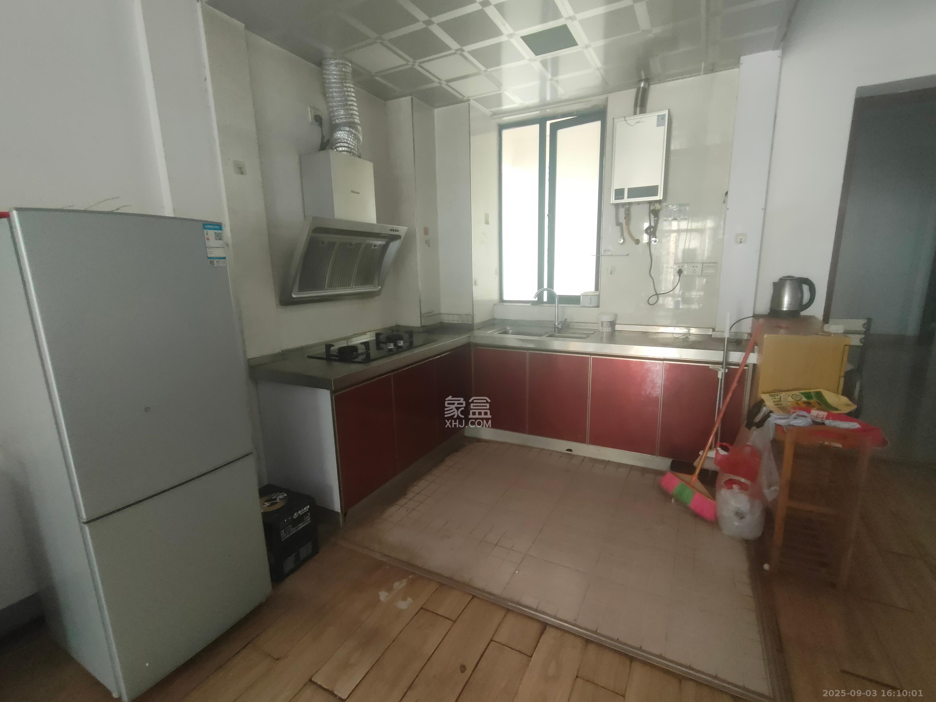 莱茵城  2室2厅1卫    1500.0元/月 莱茵城  2室2厅1卫    1500.0元/月室内图