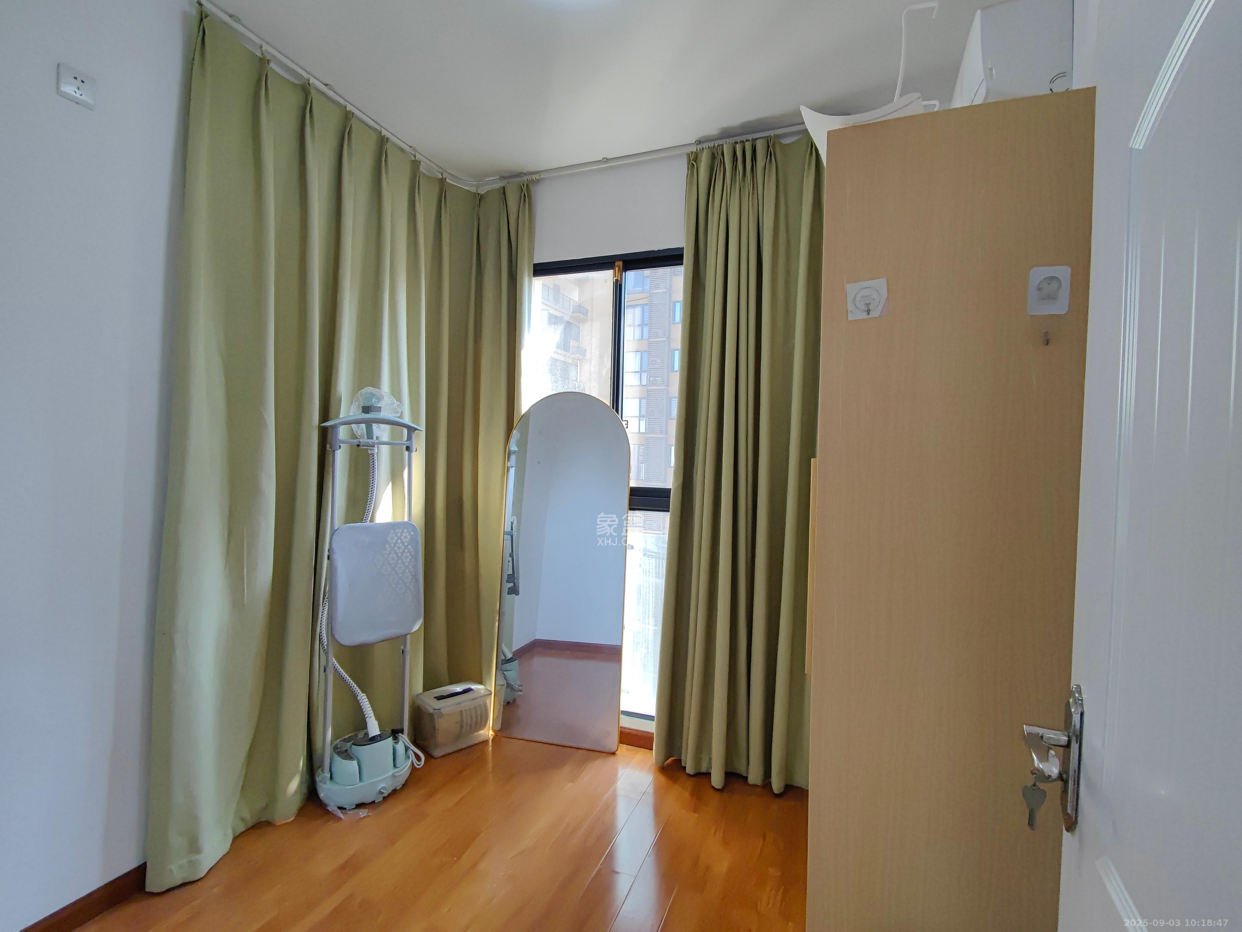 中建梅溪湖中心 3室2厅2卫 3200.0元/月 中建梅溪湖中心 3室2厅2卫 3200.0元/月室内图