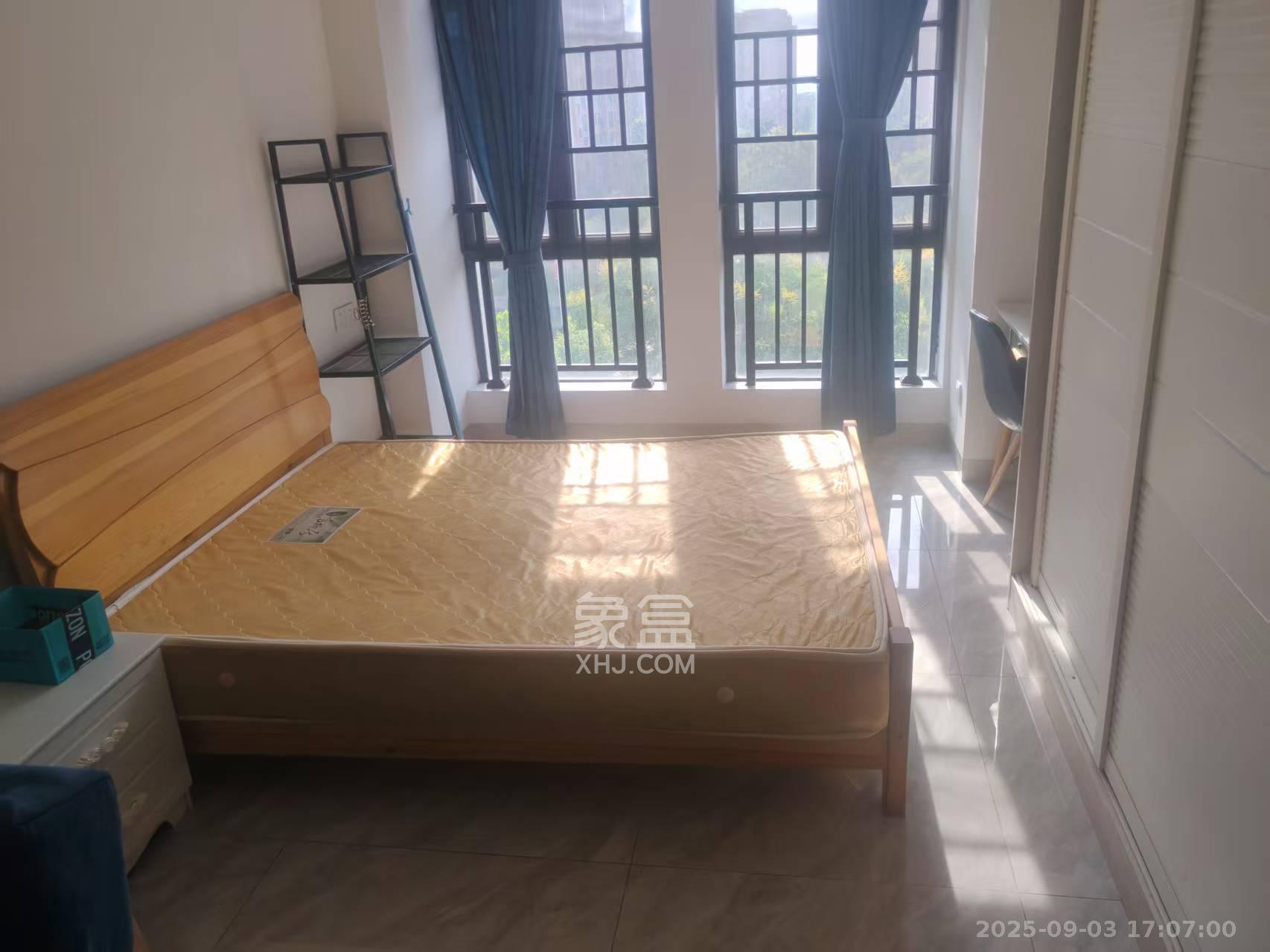 中建芙蓉工社  1室1厅1卫    1300.0元/月 中建芙蓉工社  1室1厅1卫    1300.0元/月室内图