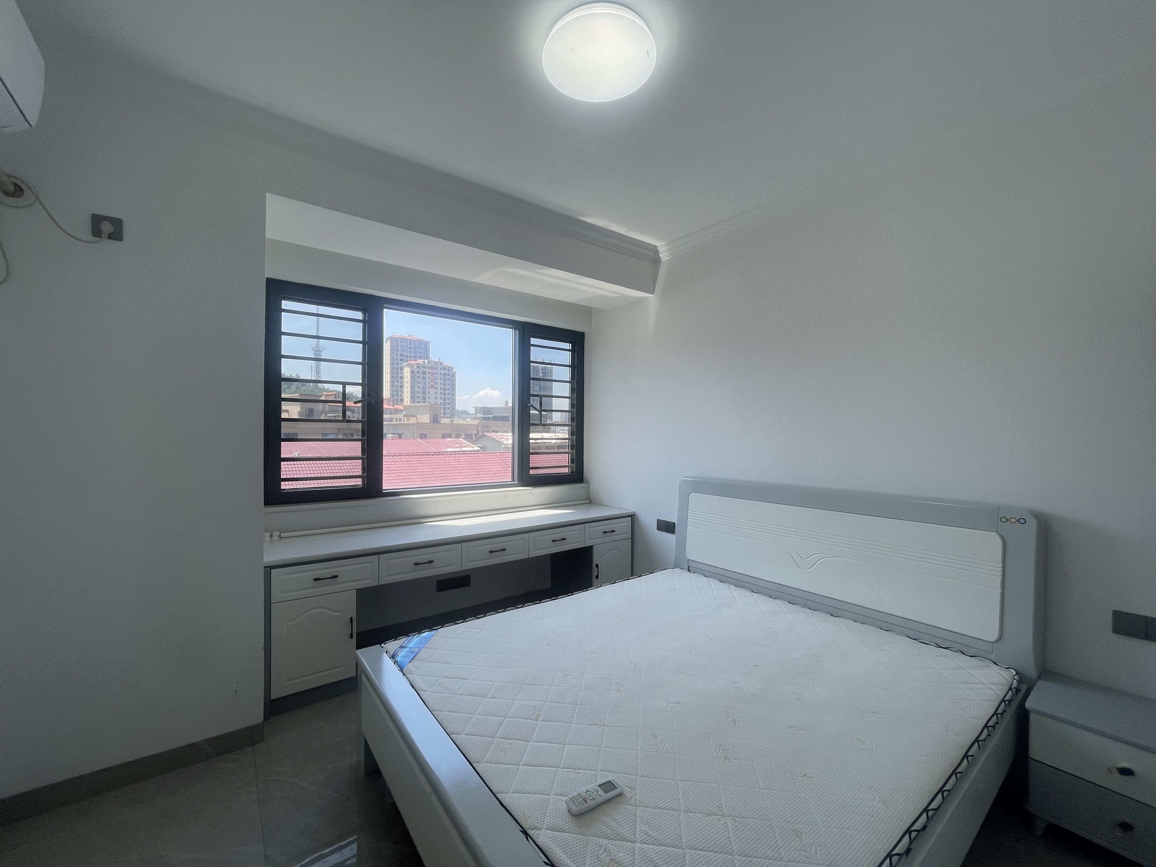 大同芙蓉二期(芙蓉广场)  1室0厅0卫    2200.0元/月 大同芙蓉二期(芙蓉广场)  1室0厅0卫    2200.0元/月室内图