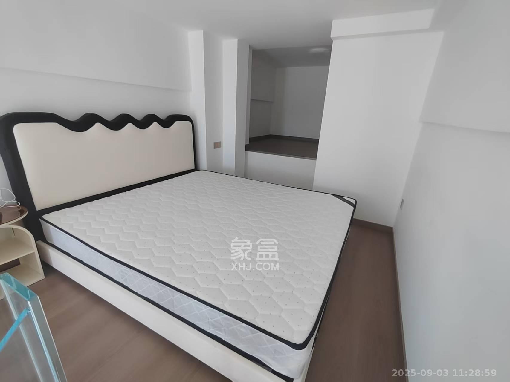 珠江花城好世界  1室1厅1卫   2200.00元/月室内图1