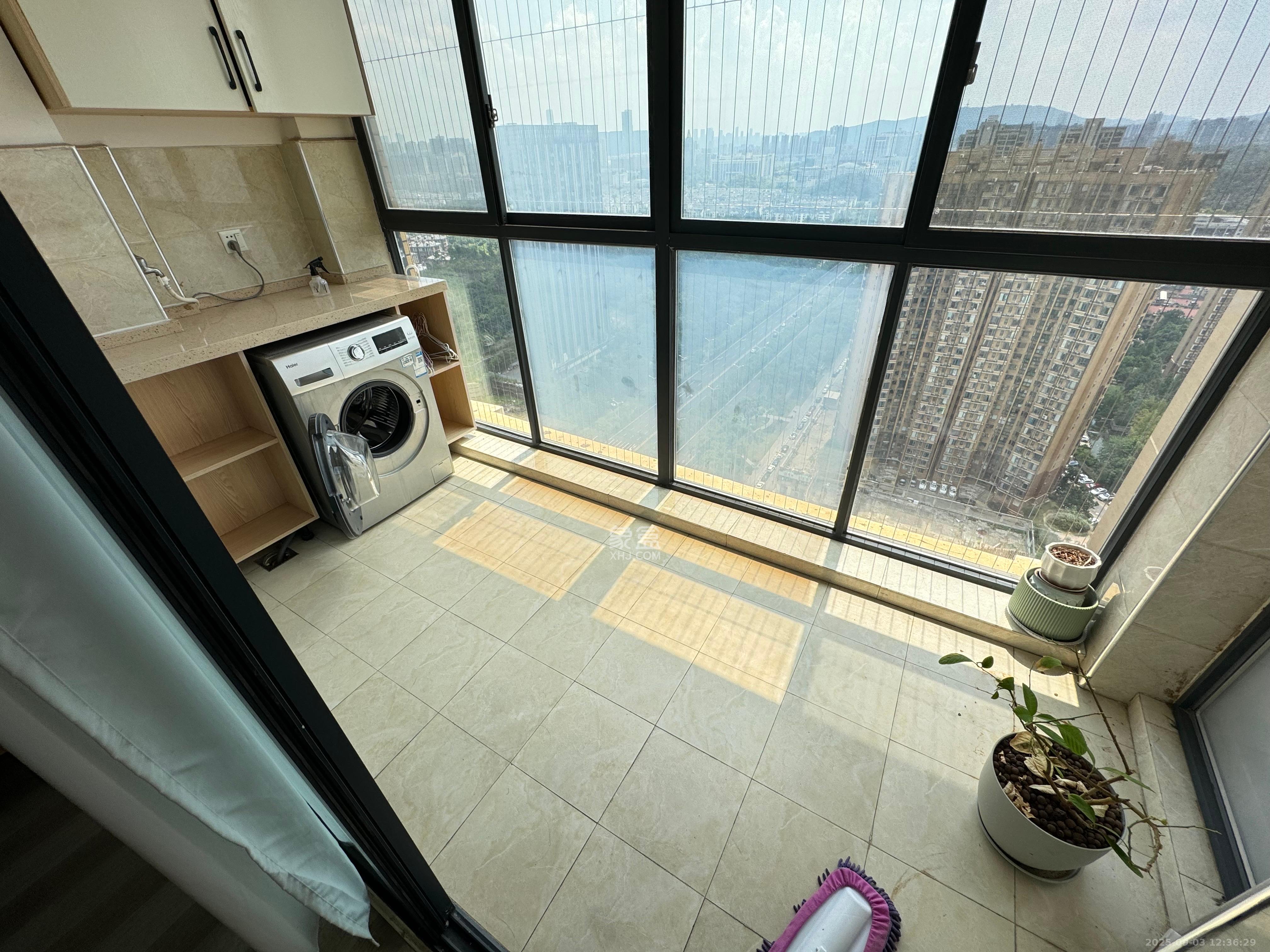 北京御园一二期(国泰嘉园) 3室2厅1卫 2100.0元/月 北京御园一二期(国泰嘉园) 3室2厅1卫 2100.0元/月室内图