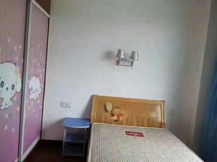 万和天琴  1室0厅0卫    2200.0元/月
