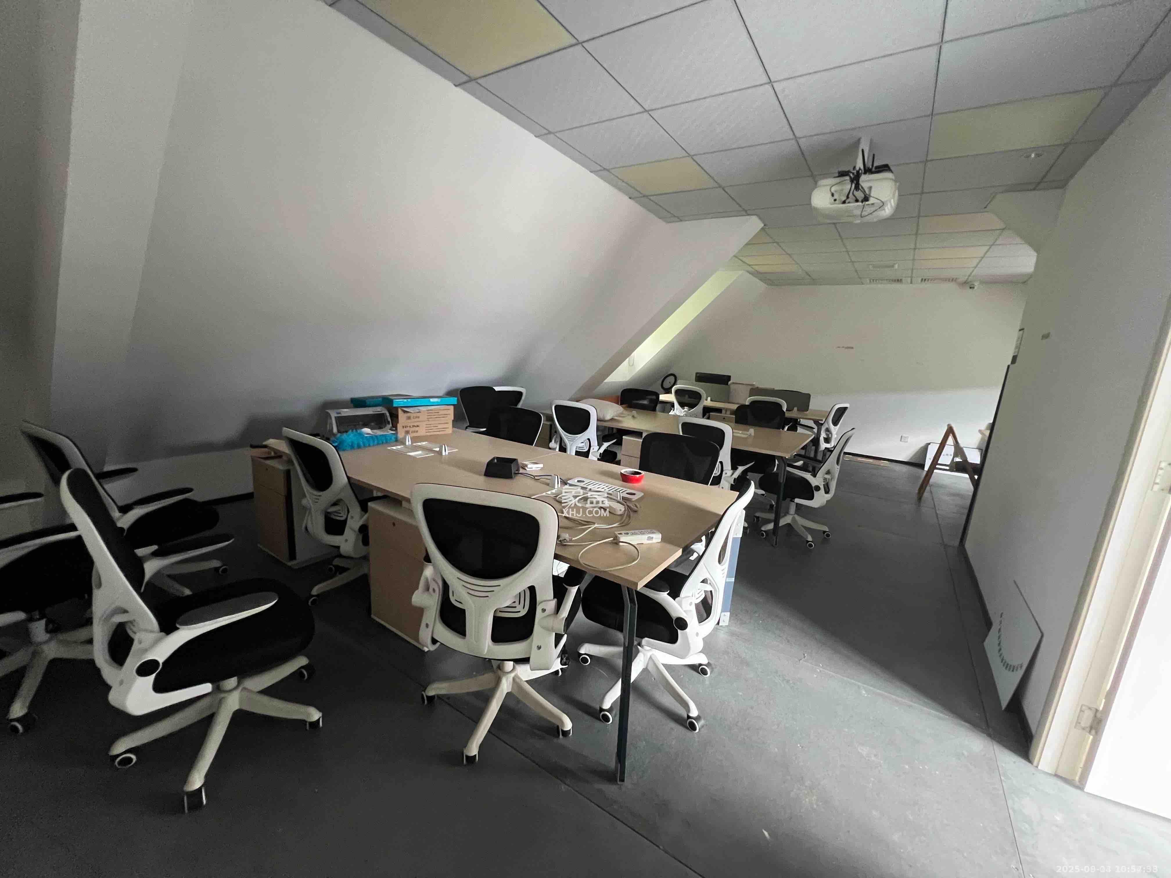 保利香槟国际C区   116.0㎡      3500.0元/月室内图