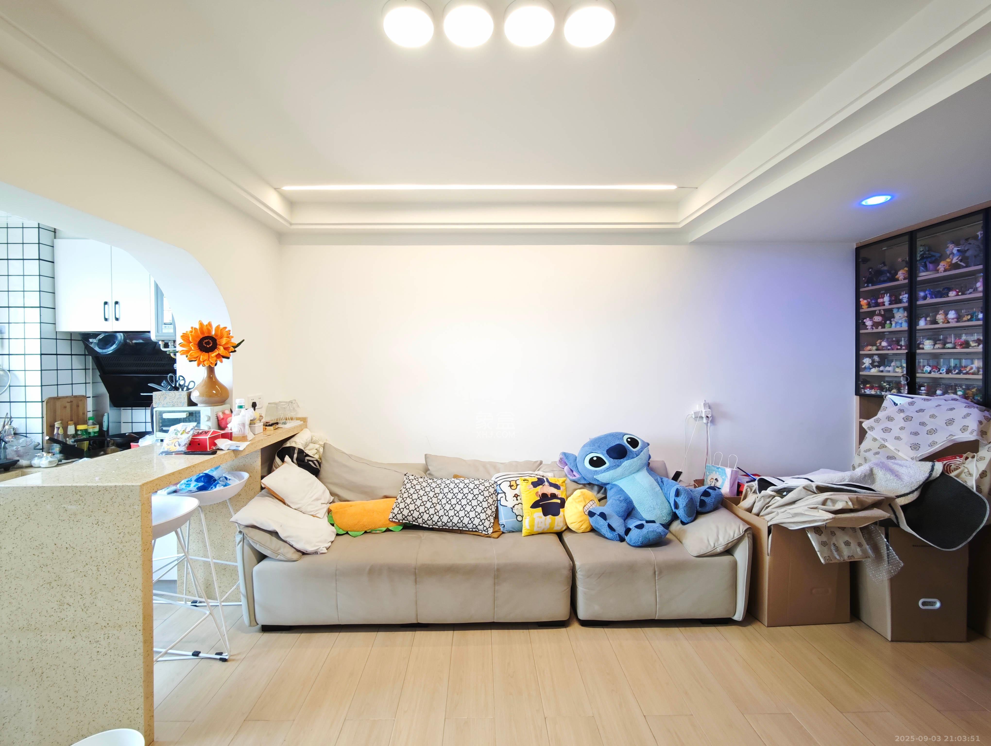 宏聚地中海  2室2厅1卫    52.8万客厅