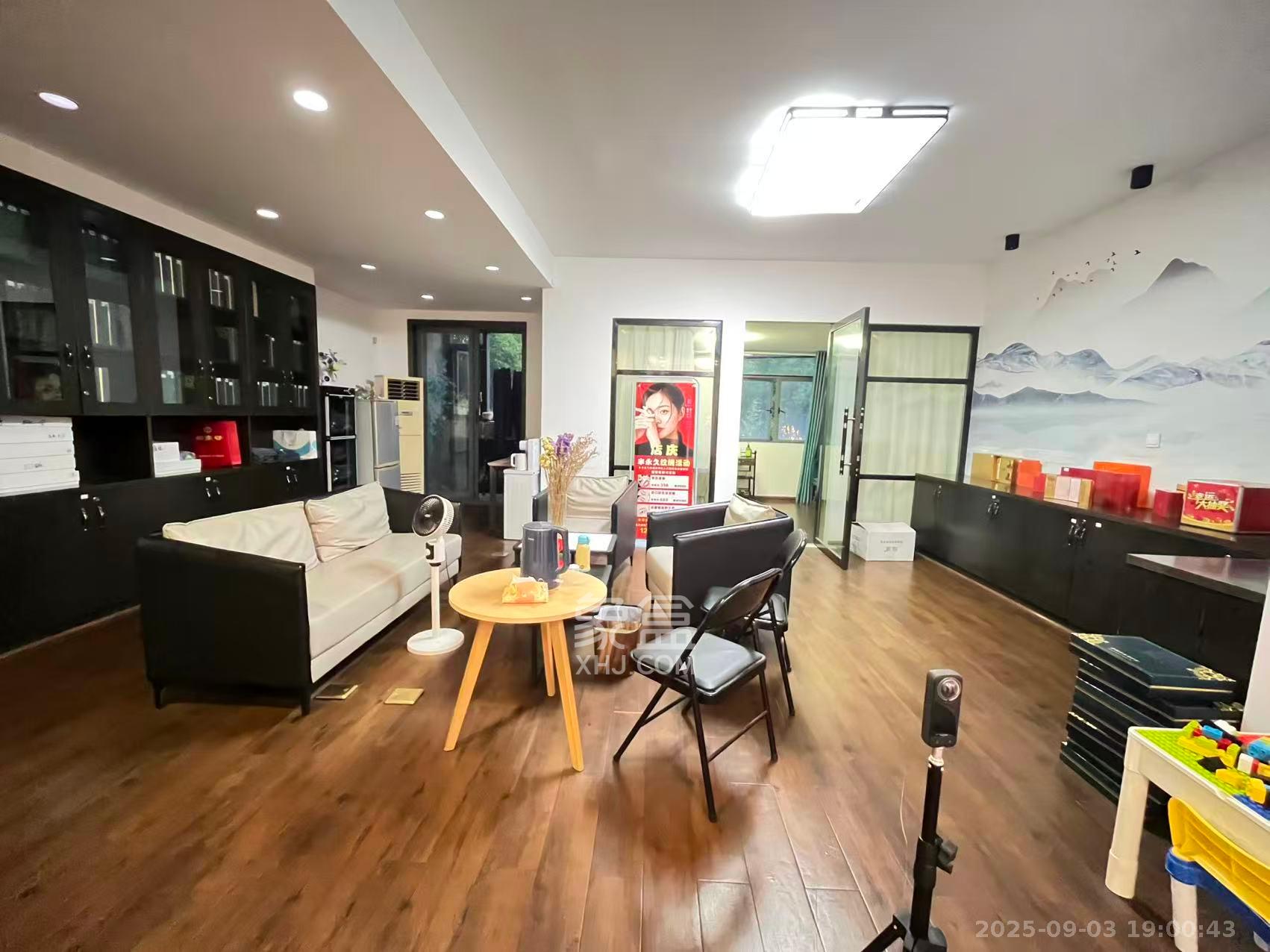 中交中央公园D2区  4室2厅2卫    3000.0元/月 中交中央公园D2区  4室2厅2卫    3000.0元/月室内图