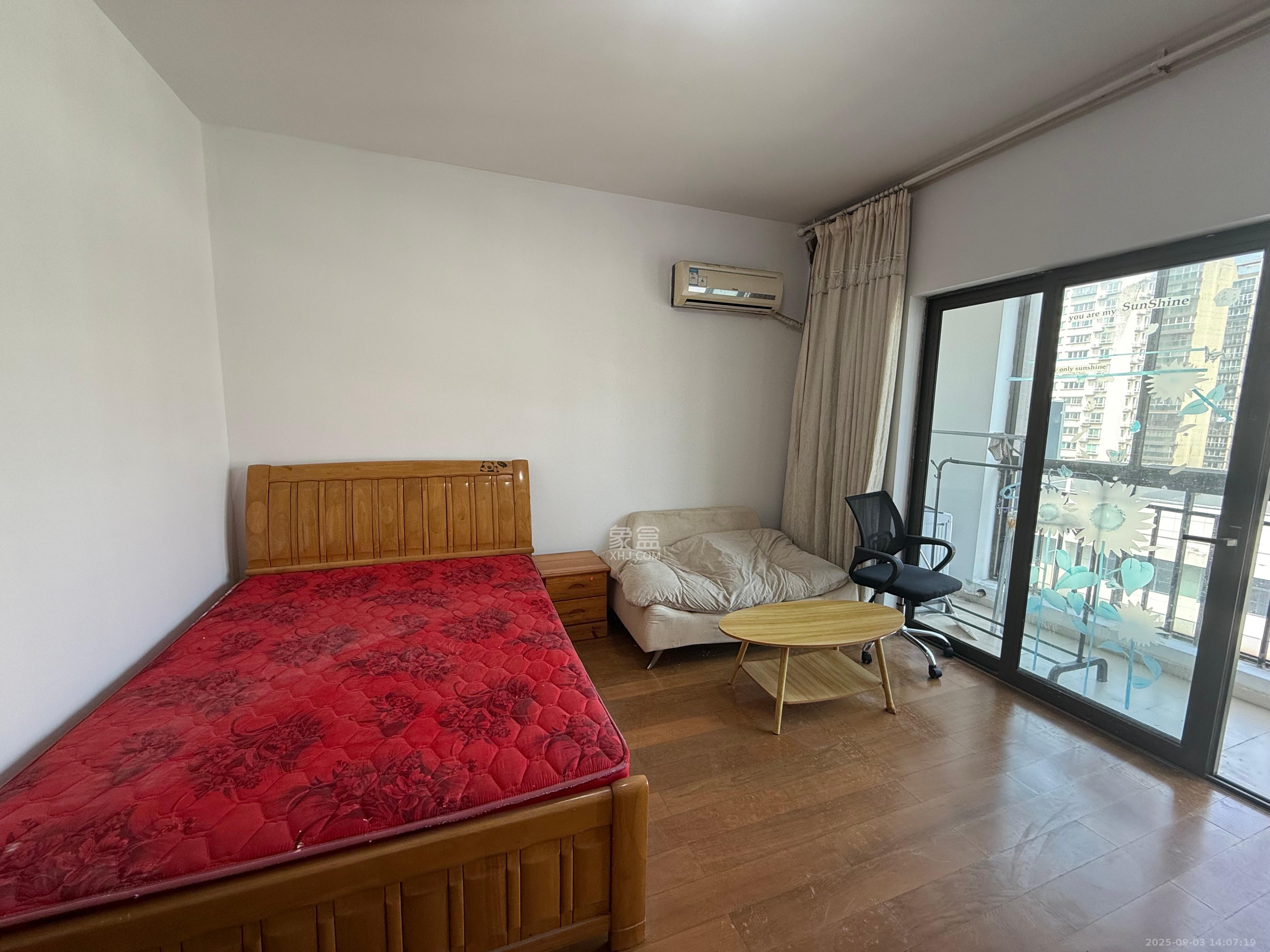 远大麓园  1室1厅1卫    1500.0元/月室内图