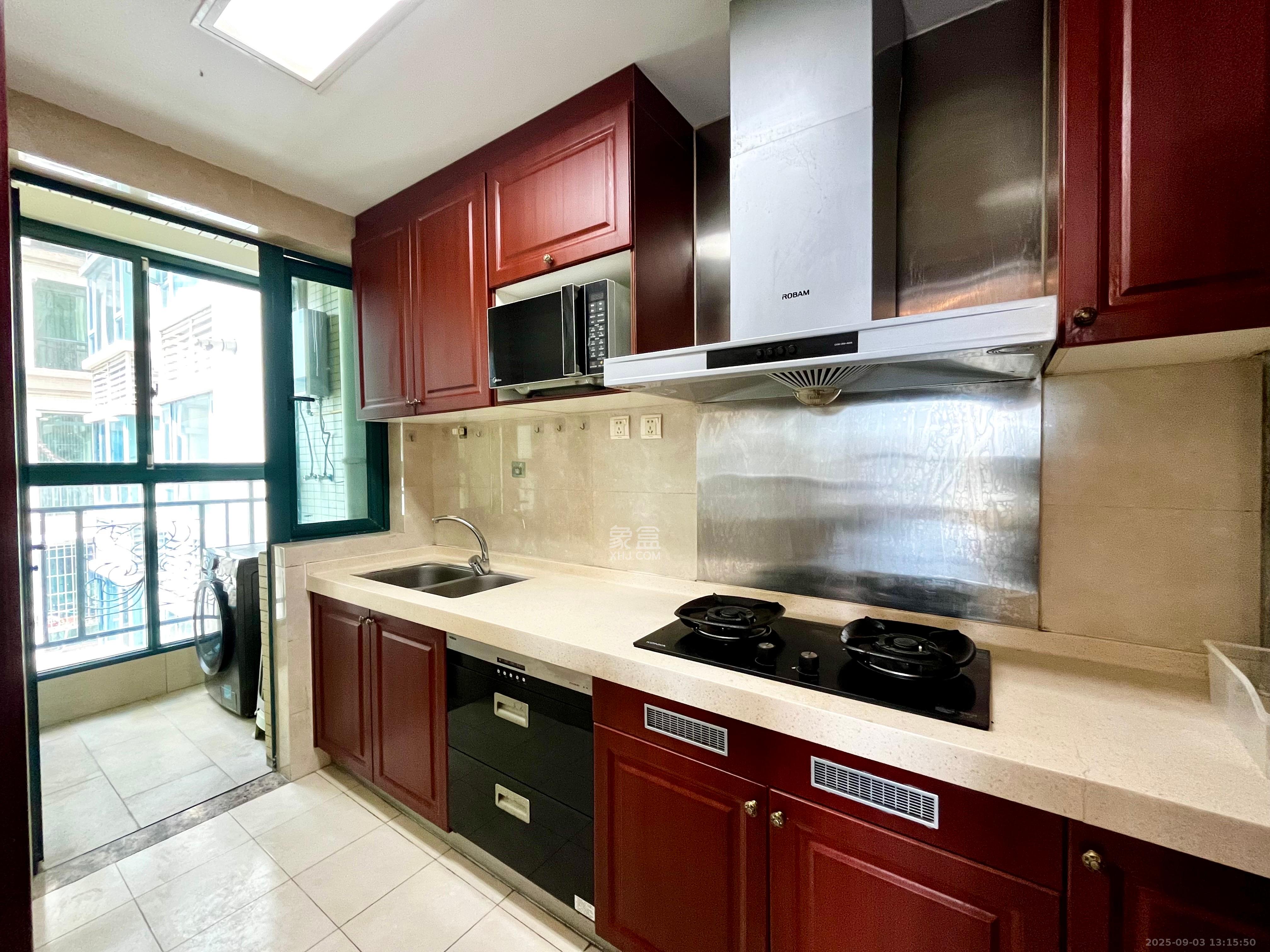 恒大雅苑  1室2厅1卫    2500.0元/月室内图